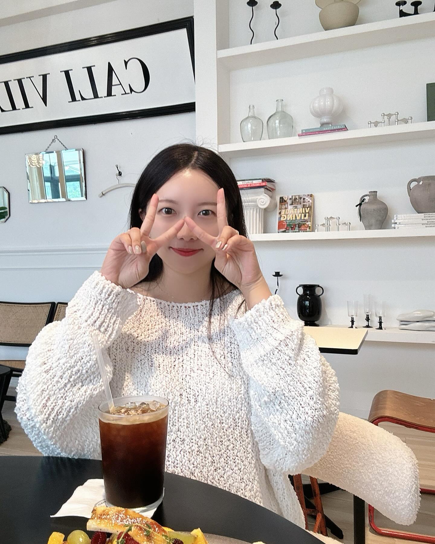 6월 🤍🤍

#calivila #칼리빌라