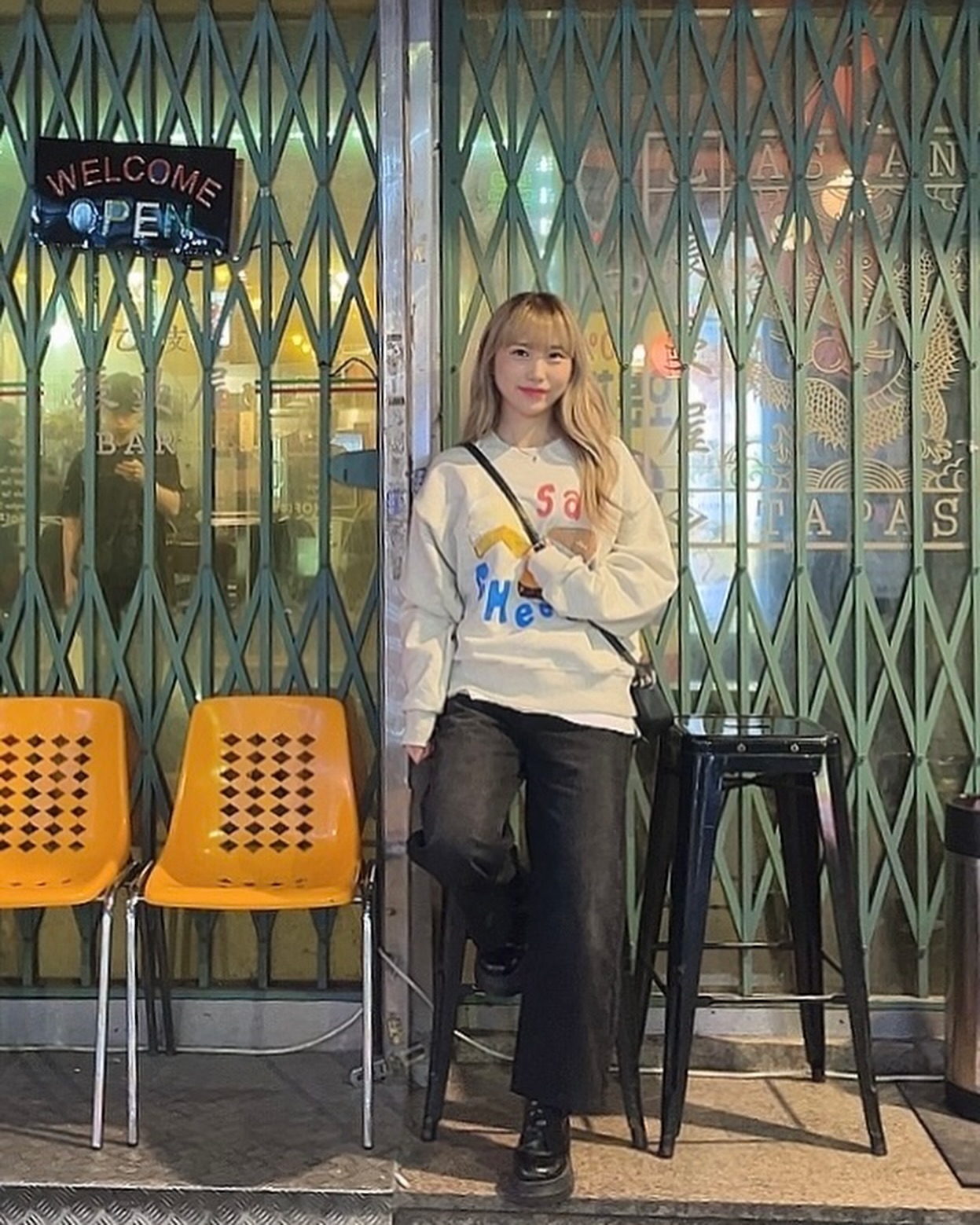 #협찬 alvinclo_official 
모두 치즈~🧀✌️
드디어 맨투맨의 계절이 돌아왔습니다😁
프린팅이 너무  귀여운 세이치즈 맨투맨!
적당한 오버핏으로 레이어드해서 입어도 예쁘답니다:)
.
.
.
.
.
.
#앨빈클로 #맨투맨 #후드티 #ootd #일상룩 #데일리룩 #코디 #코디추천 #무신사 #에이블리 #오오티디 #데일리룩코디 #코디추천 #daliylook #오오티디룩