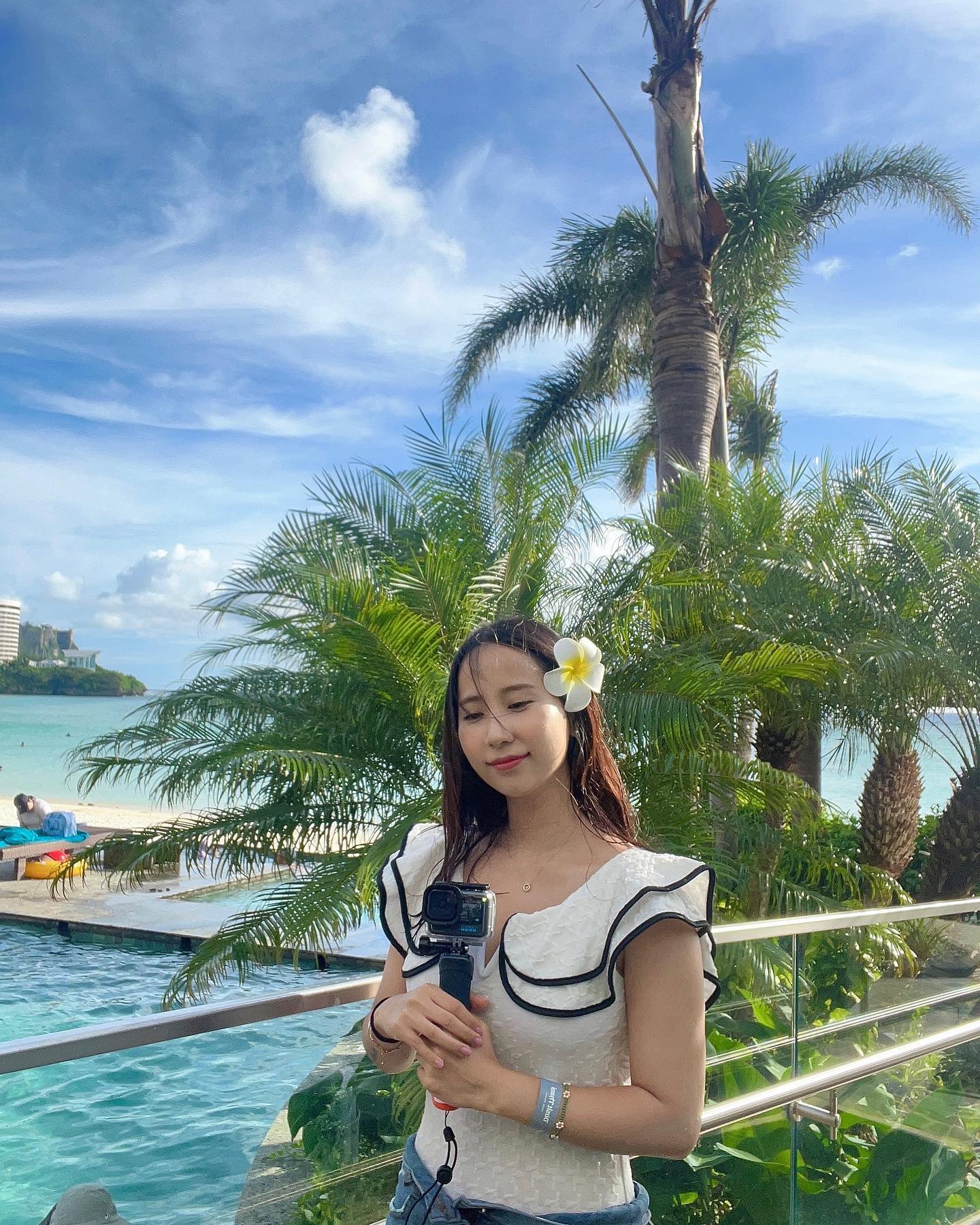 일어나자마자 먹고 수영하고 먹고 수영하고 먹고 🪸🌊☀️🐠🩷✨🩵

#summervibes #summer #mermaid #sea #sun #travel #underwater #gopro #guam #ocean #dusitthani #고프로 #괌 #괌여행 #여행 #두짓타니 #호캉스 #바다 #스노쿨링 #투몬비치 #수영장 #물놀이