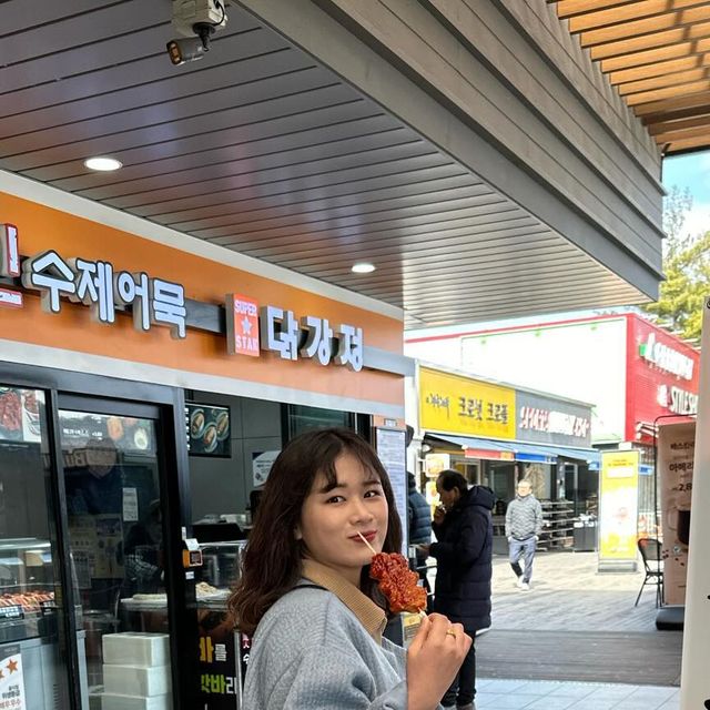  미연 on Instagram: "#협찬  #sbigshop  #에스빅샵
예쁜 색상과 가성비 좋은 겨울 롱 코트는 에스빅샵❤️

자켓보다 정강이까지 내려오는 롱코트를 더 좋아하는데 제 취향 한가득 있는 빅사이즈롱코트 사이트 발견했어요😆

바로 에스빅샵인데요!! 다양한 컬러와 골덴부터 모직, 울 등등 여러 소재가 있어 취향에 맞게 구매 가능하기까지!!
그리고 오직 에스빅샵에서만 구매할 수 있는 자체제작 국내생산 제품인데 가성비까지 좋으니 안 좋아할 수가 없잖아✨

주로 오픈형 롱 로브 스타일로 키가 큰 분이 입으면 예쁜 옷이 많아요!! 물론 키작녀한테도 예뻐욧🫶🏻

가성비 좋은 롱코트, 봄 자켓 구매할 예정이라면 에스빅샵 추천👍🏻

📌size : 158 / 54kg

#광고 #자체제작롱코트 #빅사이즈롱코트 #롱오픈형코트 #가디건코트 #봄롱자켓"