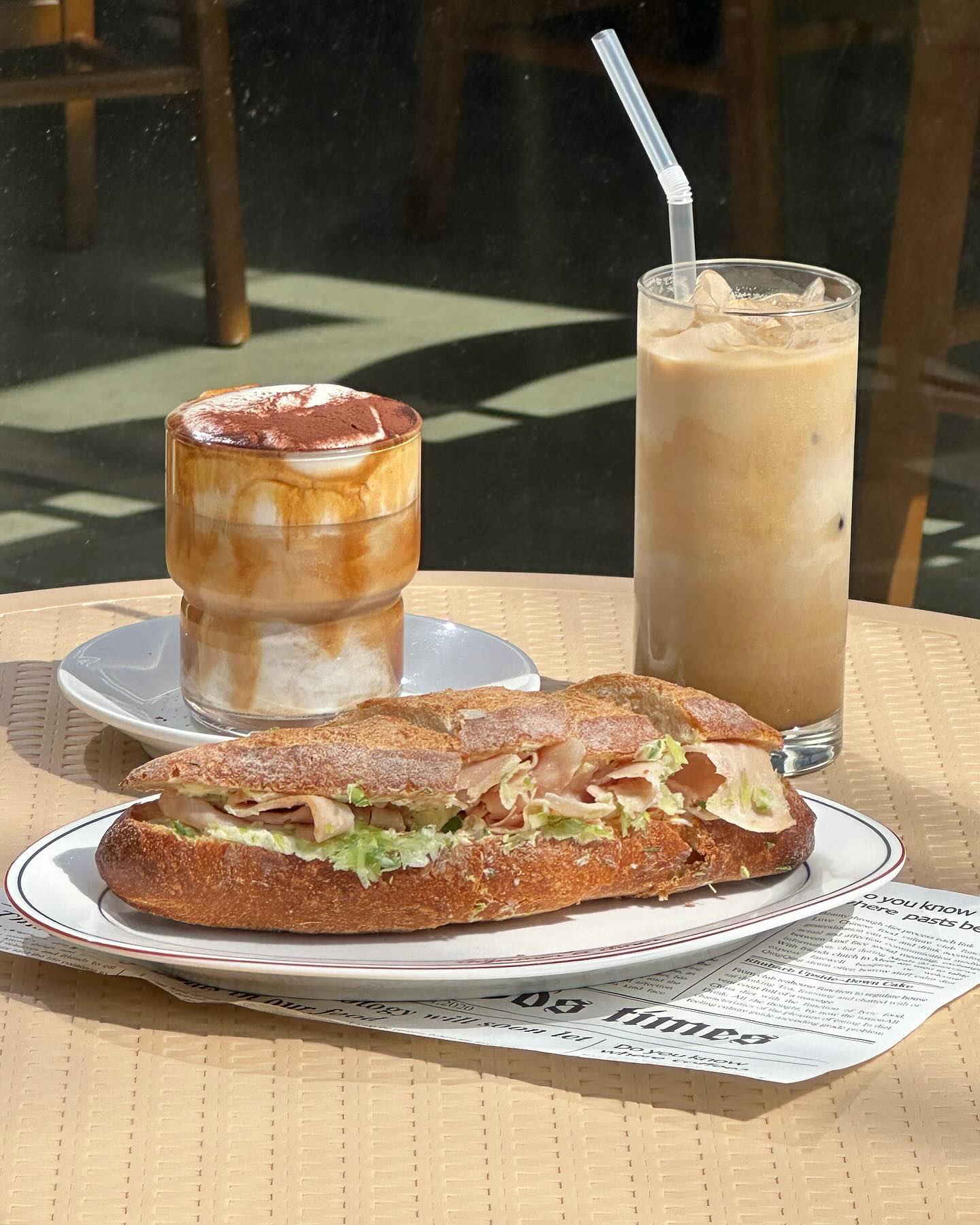 송도 바게트 맛집이 확실하구만 😎🥖💛
꽃가루만 빼면 확신의 테라스의 계절이 돌아왔다🍀

  카페오를
📍인천 연수구 인천타워대로 257 아트포레 D동 106호

#인천카페#인천카페추천#송도카페#송도카페추천
#여자코디룩#네일모델#인스타카페#데이트카페#카페일상
#잠봉#바게트#크림라떼#카페분위기#선팔좋아요