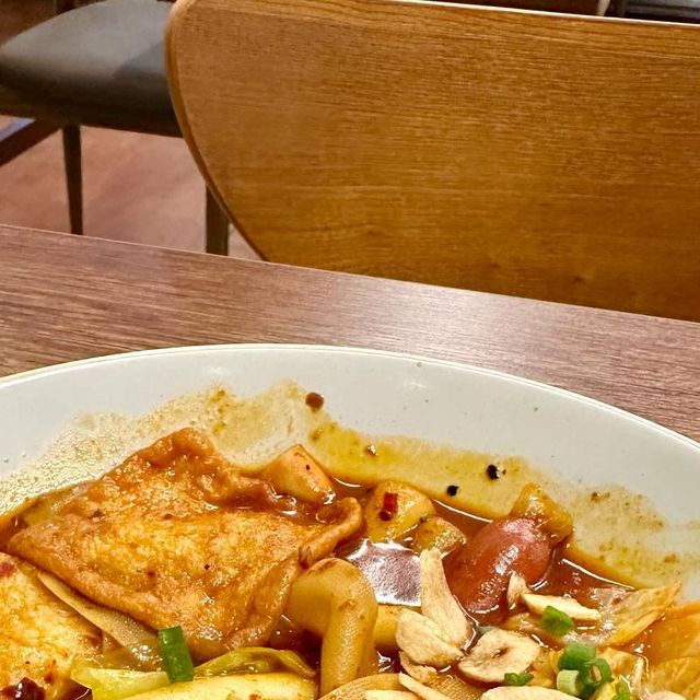 일상 소통 여행 협찬러 노리에이터 미소지나 on Instagram: "홍대에서 시작한 삼청당은 좋은 재료만을 사용한 건강한 분식의 대명사인 착한 체인점인데요 이번에 강남 포스코점이 오픈했다고