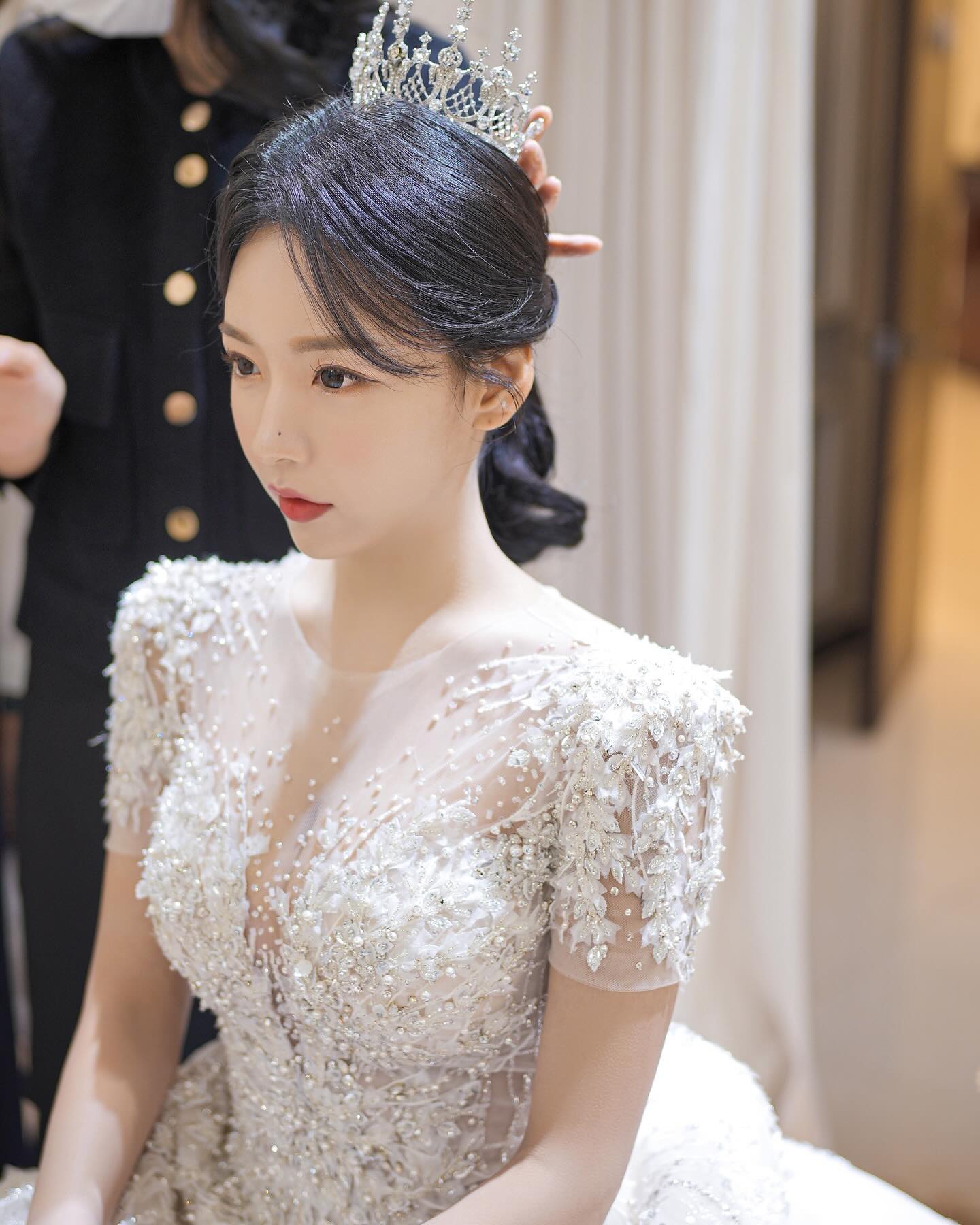 12.3 결혼기념일 🤍 
스토리충이 올만에 게시물 👰🏻‍♀️🤵🏻‍♂️
.
.
.
#춤추고 #춤추다 #끝 #나몰래 #댄스학원 다닌 #동규 #🤣 
#엘리베이터 #갇힘
