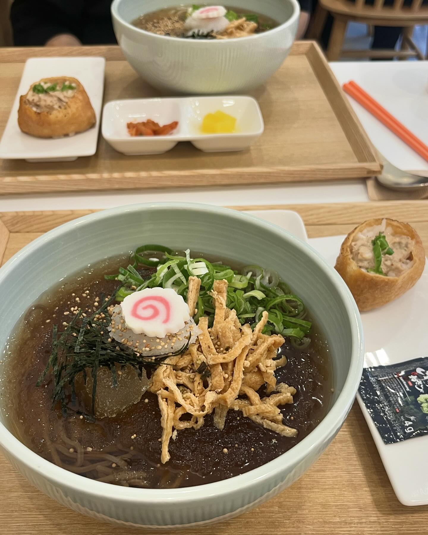#하루우동
냉모밀 냉우동
★ ★ ★ ☆ ☆ 

냉모밀이 맛있었어요
더워서 더 맛있었던 것 같음
서면에 이런 우동집 다망하고 몇군데없는데 괜찮은듯 !

📍부산 부산진구 중앙대로 668 . 1층 112호

#부산 #부산맛집 #서면 #서면맛집 #서면맛집추천 #먹스타 #먹스타그램 #먹스타맞팔 #먹스타그램🍴 #먹스타그램촵촵 #먹스타그램🐷 #먹스타스램