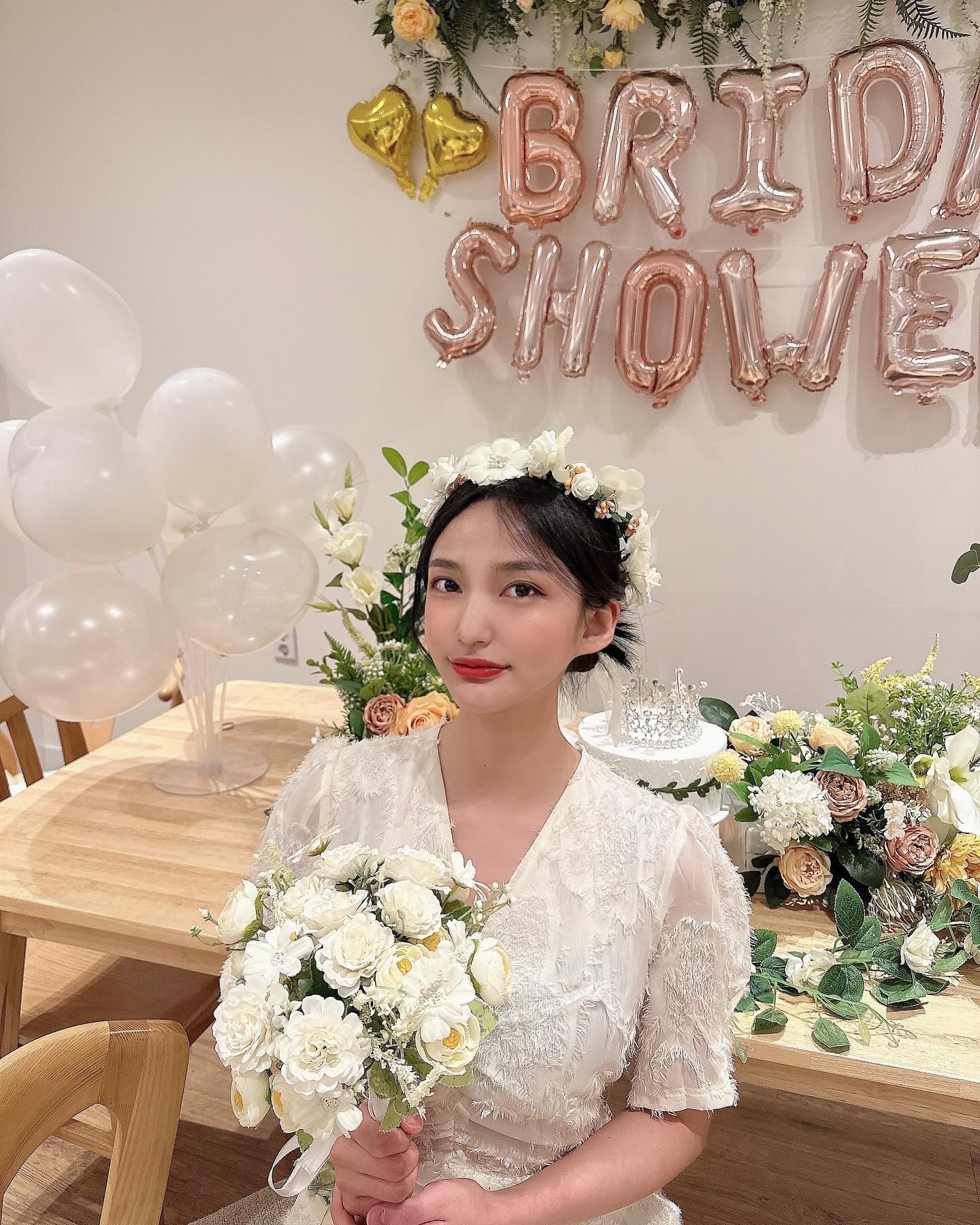 친구 브라이덜샤워에 더 신난 나 🕊️