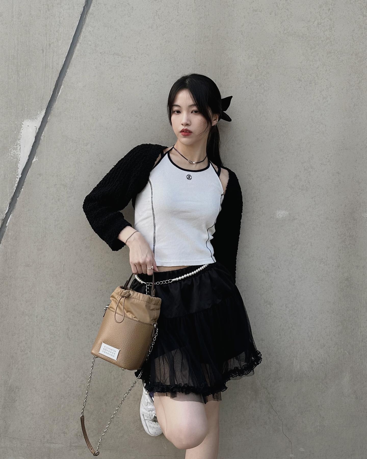 320showroom_official 홀터넥 하나로
여름나기 준비 😎

#320쇼룸 #320showroom