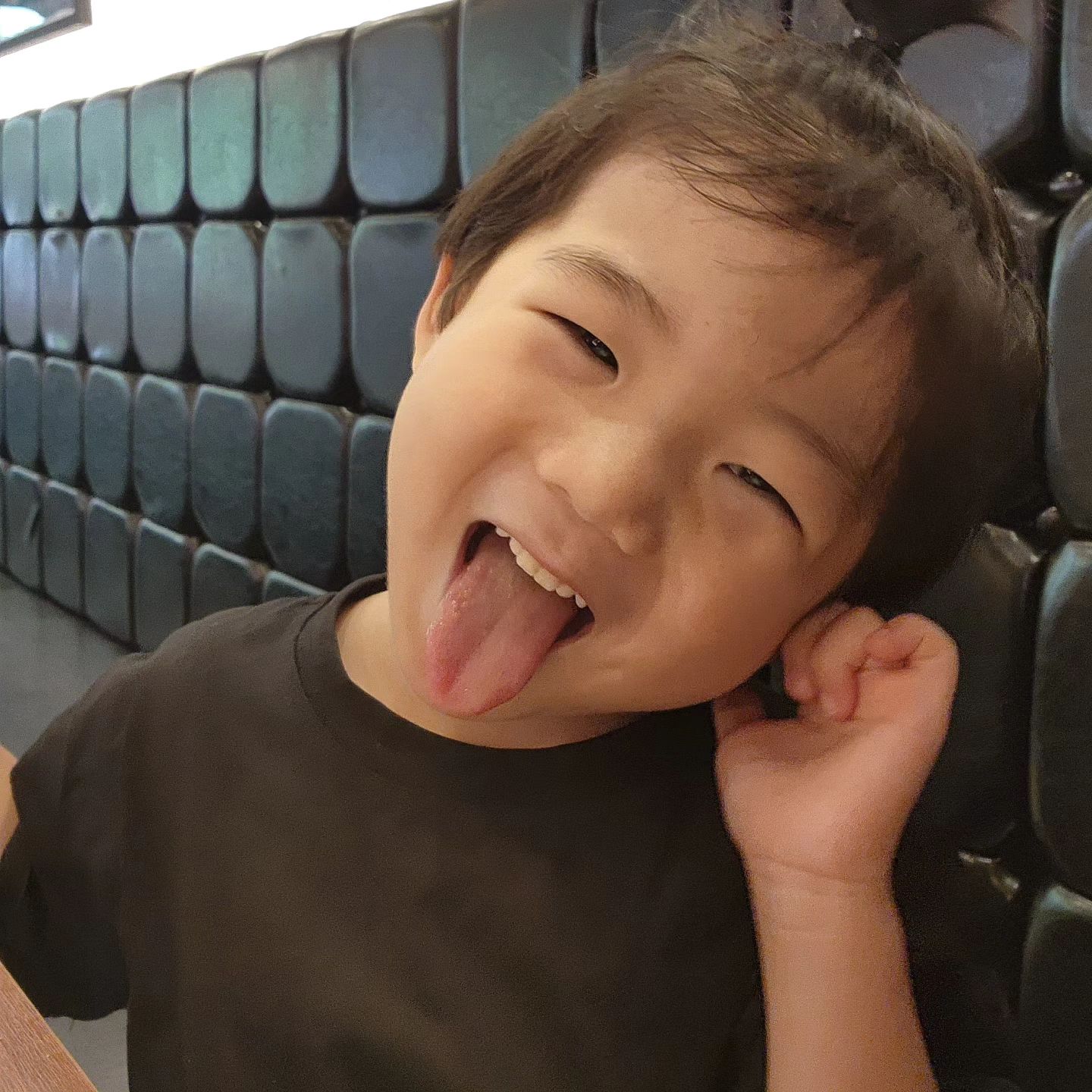승현이의 방학

엄빠랑 고기먹고싶데서
고기살롱
#암사고기살롱
삼겹살만 추천

#옥상물놀이

#물놀이터에서 #물총놀이

#보석발굴놀이 

#한강수영장
유치원서배운 수영이라고
나한테 알려주는중ㅋㅋ

#선재도 #선재도풍경펜션
#유료갯벌체험 #바지락 #사장님친절

#비치힐뷰하우스 #을왕리
#영종도
#강추 #바베큐장 #실내깔금

#노을펜션 #바닷가코앞
#갯벌놀이가능 #해수욕가능
#취사시설부실함 #바베큐장추천