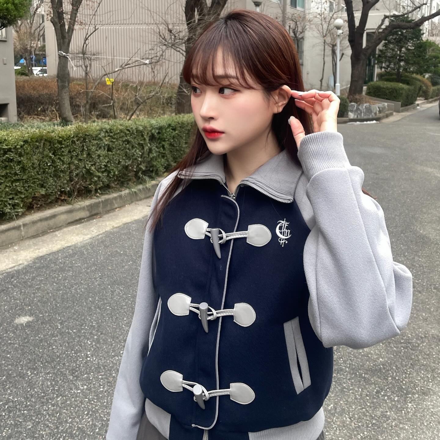 떡볶이 단추가 넘나 긔여운
네스티팬시 자켓 🩶💙

nastyfancy_official
#NASTYFANCYCLUB
#네스티팬시클럽
#nastyfancy_cluber
#Y2K브랜드
#무신사 #ootd #selfie #selca #오오티디 #오늘의착장 #오늘의코디 #코디 #데일리룩 #데일리코디 #daily #dailylook