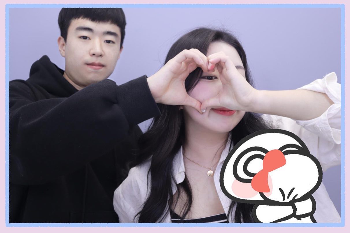 표정이 매우 언짢으신 분 ••