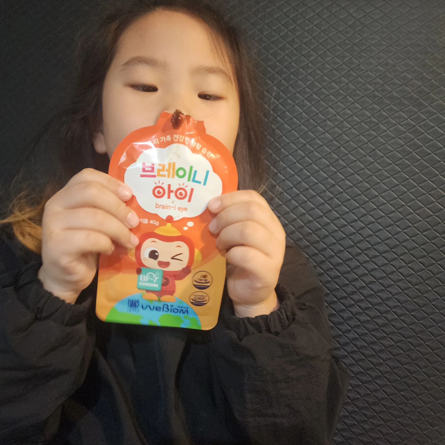 두뇌와 뇌건강을 브레이니아이로 둘다 놓치지 마세요!!

기능성.안정성 인정된 원료를 사용
두뇌건강에는  피브로인추출물 BF-7과
눈건강은 차즈기 추출물로
뇌와 눈을 한번에 관리를 할 수가 있어요

브레이니아이는 유아부터 성인까지
온가족이 함께 섭취가 가능한 제품으로

✅️ 스마트폰 또는 디지털기기에 노출이 된 아이들
✅️ 직장생활로 하루 8시간 이상 근무하는 직장인
✅️ 노화가 진행이 되는 어머님,아버님
✅️ 장시간 앉아 공부 해야하는 중고생

우리는 매일 눈과 뇌를 안쓸래야 안쓸수가 없죠
아이가 먹어보고 이거 너무 맛있어 엄마이거뭐야?
하며 이미 반응이 핫했어요🩵🩵

내일까지 사전구매 혜택과 더불어
제시의 개별 이벤트까지!! 파격적으로 혜택들 드리겠습니다😍

가격&상품문의 DM 으로 주세요💕💕

#눈건강 #두뇌건강 #뇌발달 #브레이니아이 #차즈기추출물효능
#차즈기추출물 #피브레인 #유아발달 #중고생 #온가족영양제