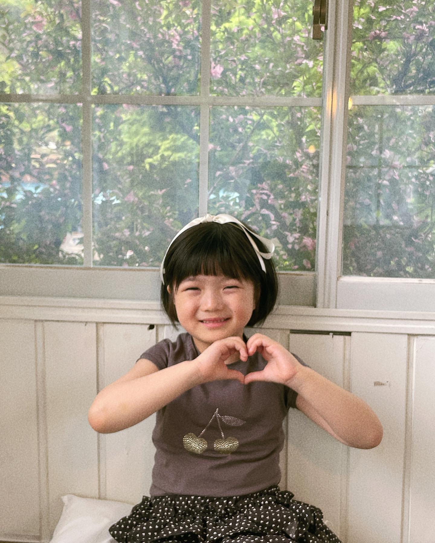 .
너와 내가 태어난 예쁜 봄🌸
곧 5/5 어린이날, 그리고 너의 날 5/7 
신나게 즐겨보자💕😘

너무 예쁜 헤어밴드 labelleshop_official 
너무 예쁜 옷 nevaeh_kids slowgrow_official 

#키즈모델#아역배우#키즈인플루언서#도매모델#신인개발팀#0429춍춍