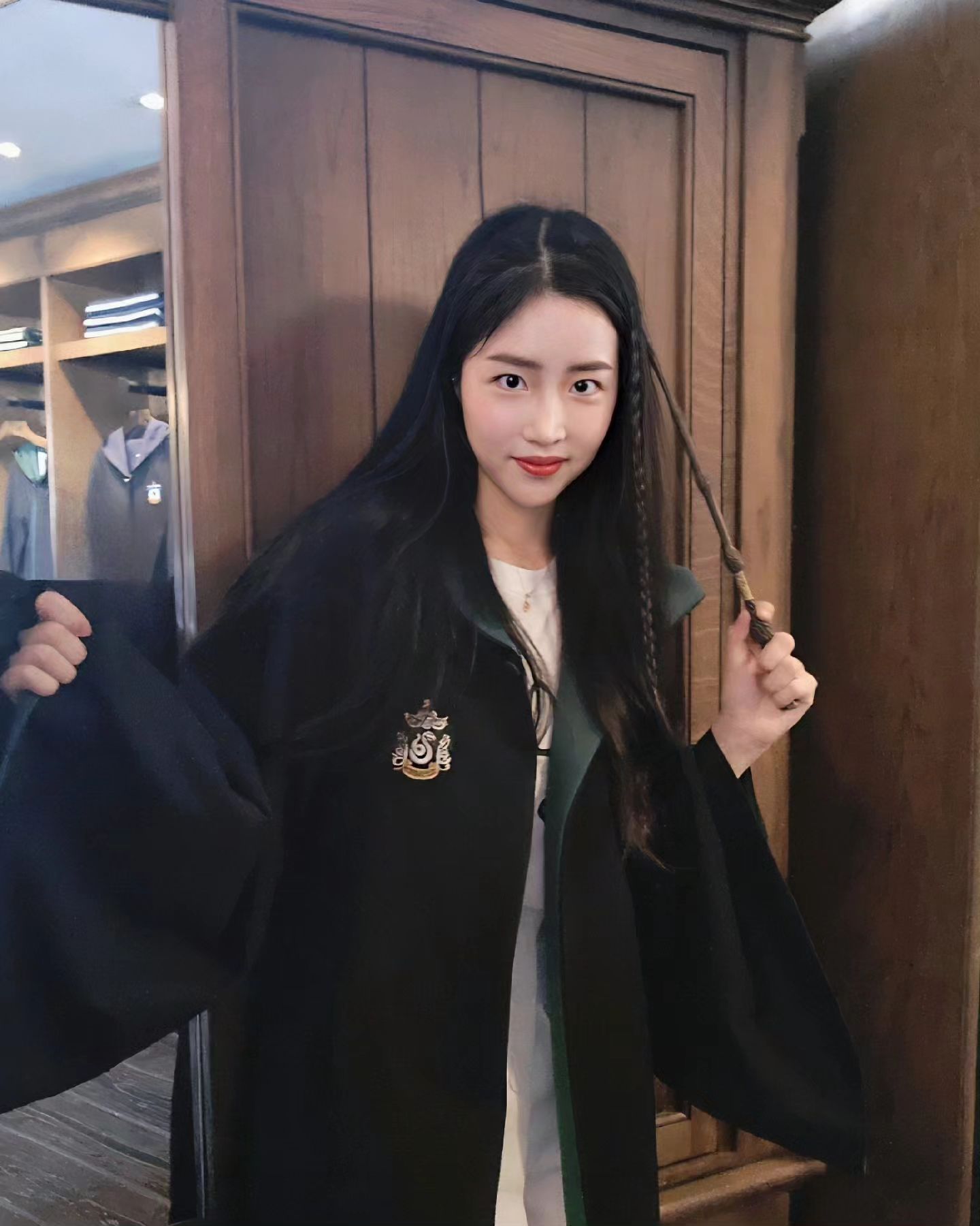 ⭐️
I💚슬리데린
#slytherin #green #snake 
.
.
그리핀도르와 함께한 호그와트행🚇
#남매캐미 #내베프💕 #내가누나아님 #잃어버리기대장
#고마워 #오빠야 #next #disney #토이레와도꼬데스까
.
.
#유니버셜스튜디오재팬 #해리포터 
#usjファン #harrypotter #hogwarts
#lover #like #freedom