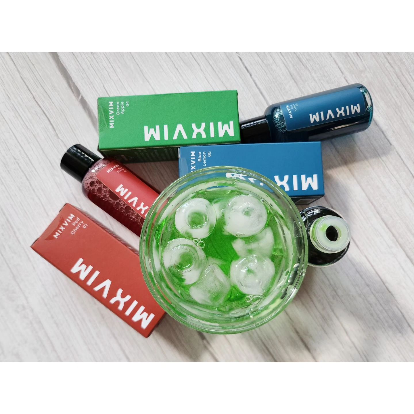 #광고 진짜 맛있는 한잔 할랭 🍶
mixvim_official 함께 🫒
.
🫒 믹스빔?
.
🫒 술에 타먹는게 재미가 쏠쏠쏠

🫒 주종 상관없이 취향따라 즐기는 8가지 컬러와 맛
으로 취향에 맞춰서 마실 수 있어요 
.
🫒 헛개나무추출물과 꿀을 함유해 다음날 숙취걱정 NO

🫒 휴대와 보간이 용이해서 주머니에 속~

🫒 설탕대신 스테비아를 사용한 건강한 단 맛으로
술에 딱이에요

🫒 식품보존제를 사용하지 않아 안심하고 섭취 가능
합니다.
.
.
.
.
.
.
.
#협찬 #술자리 #파티 #혼술 #홈술 #연말 #크리스마스 #캠핑 #여행템 #인싸템 #믹스빔 #mahanaim_128협찬