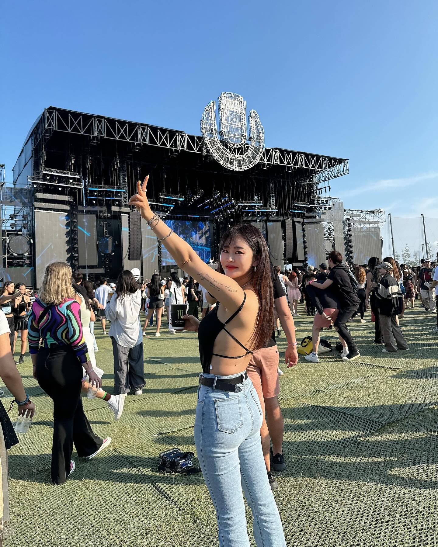 여름시작을 알리는
#umfkorea