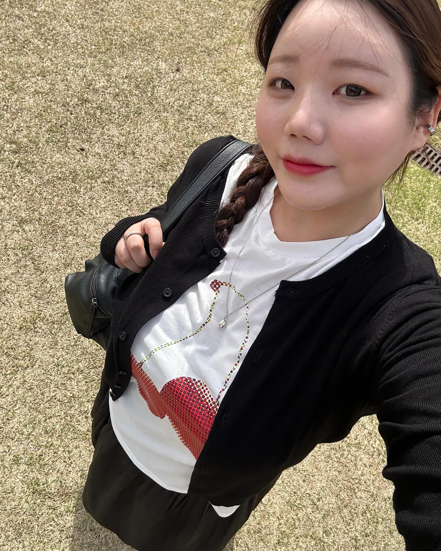 여기월래사람완젼만은데ㅋㅋ 아무도업어서전새?내고사진ㅋㅋ 와우 ㅋㅋ 날씨완전 조앗고 진짜전설 래전드하루 입니당❣🔥❣️🔥