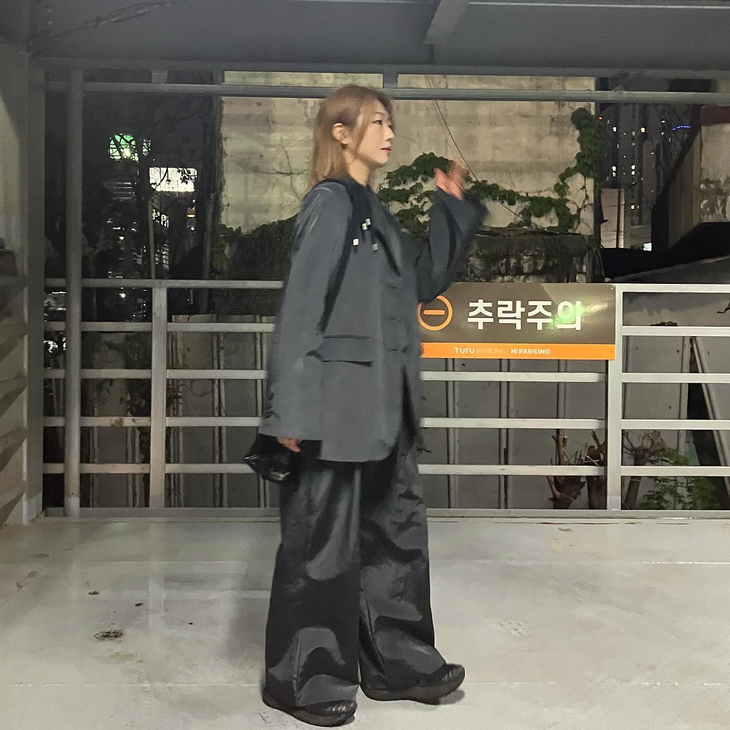 🔘 155cm 
🔘 163cm