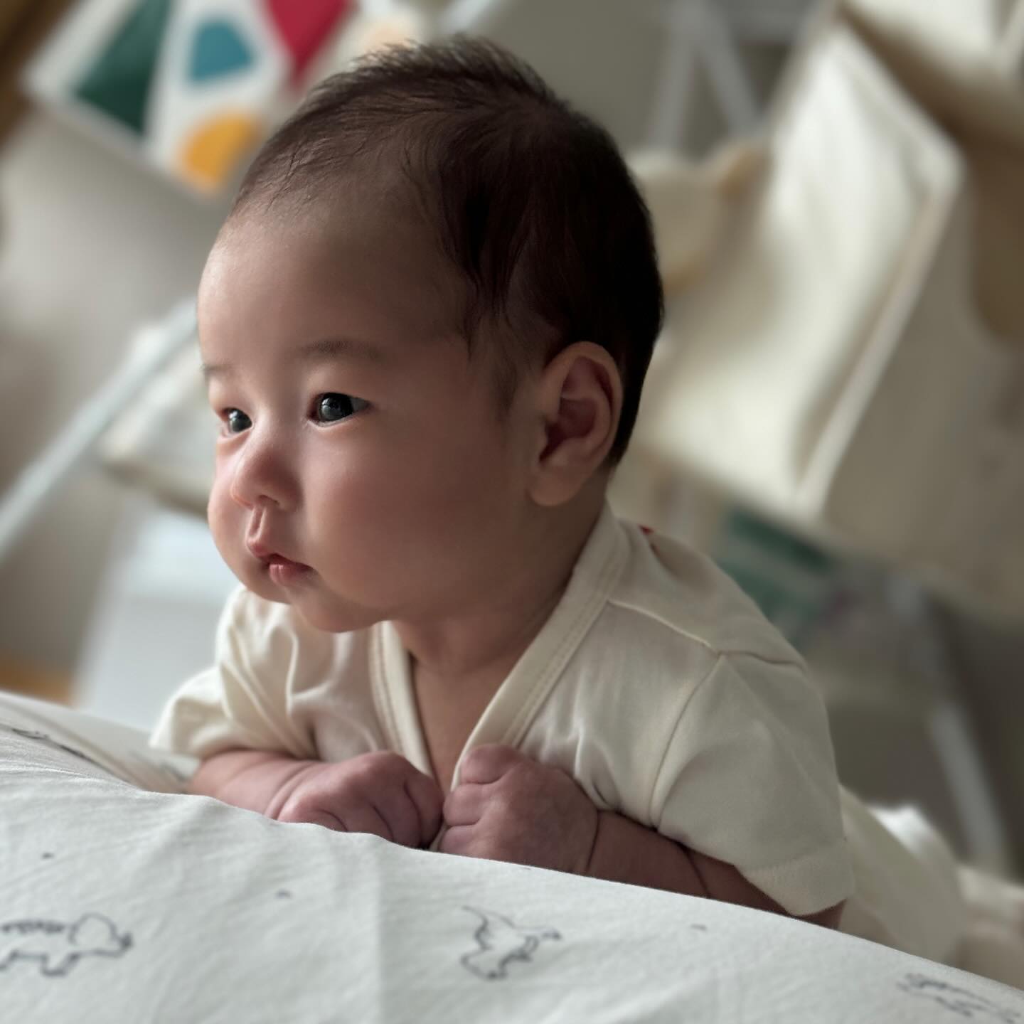 우리 아가 50일 돼써요🐻🤍👶🏼🍼