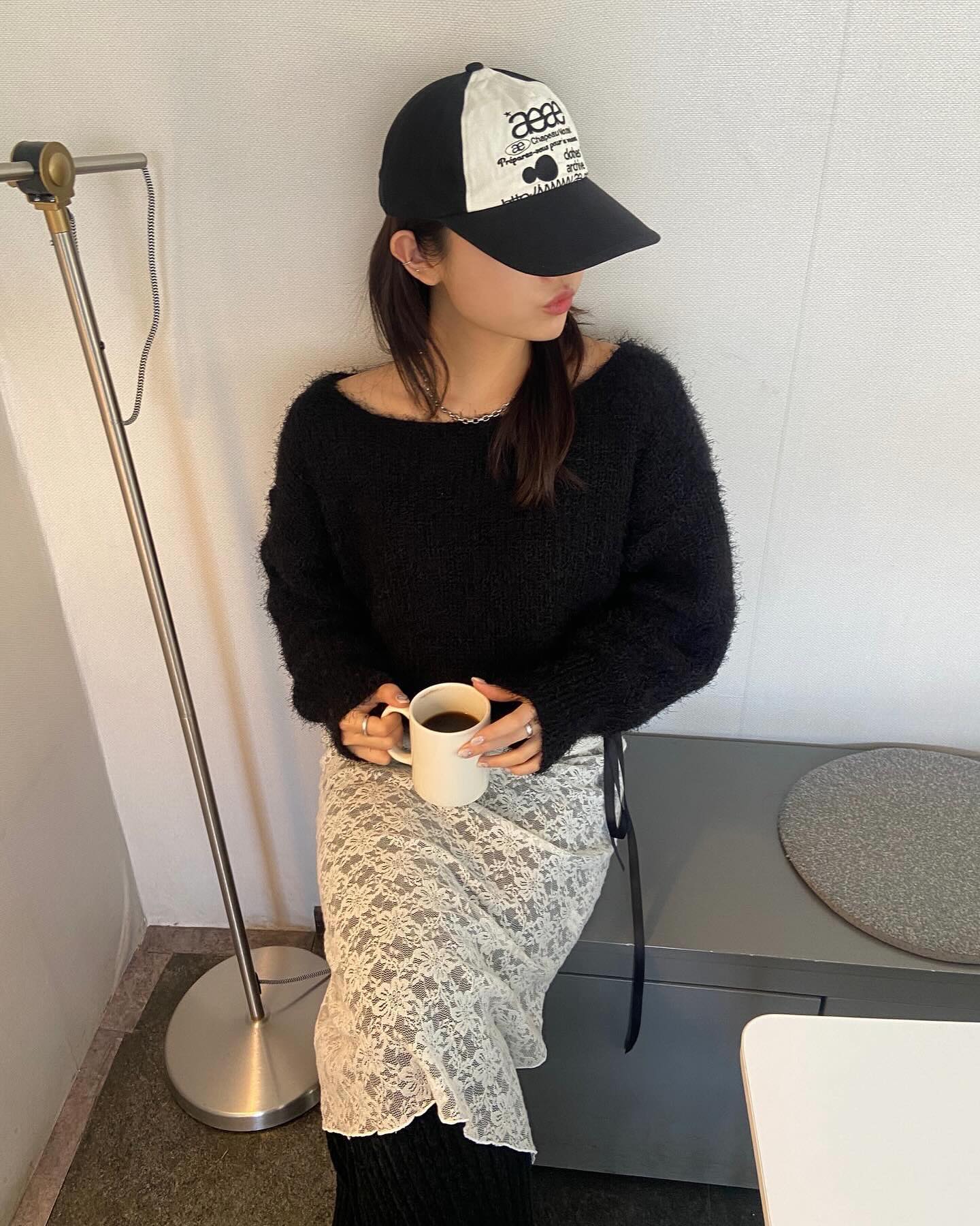 .
망원동에 있는 감성카페, #지튼 
카페도 예쁘지만 수제 디저트 굿! 😋
