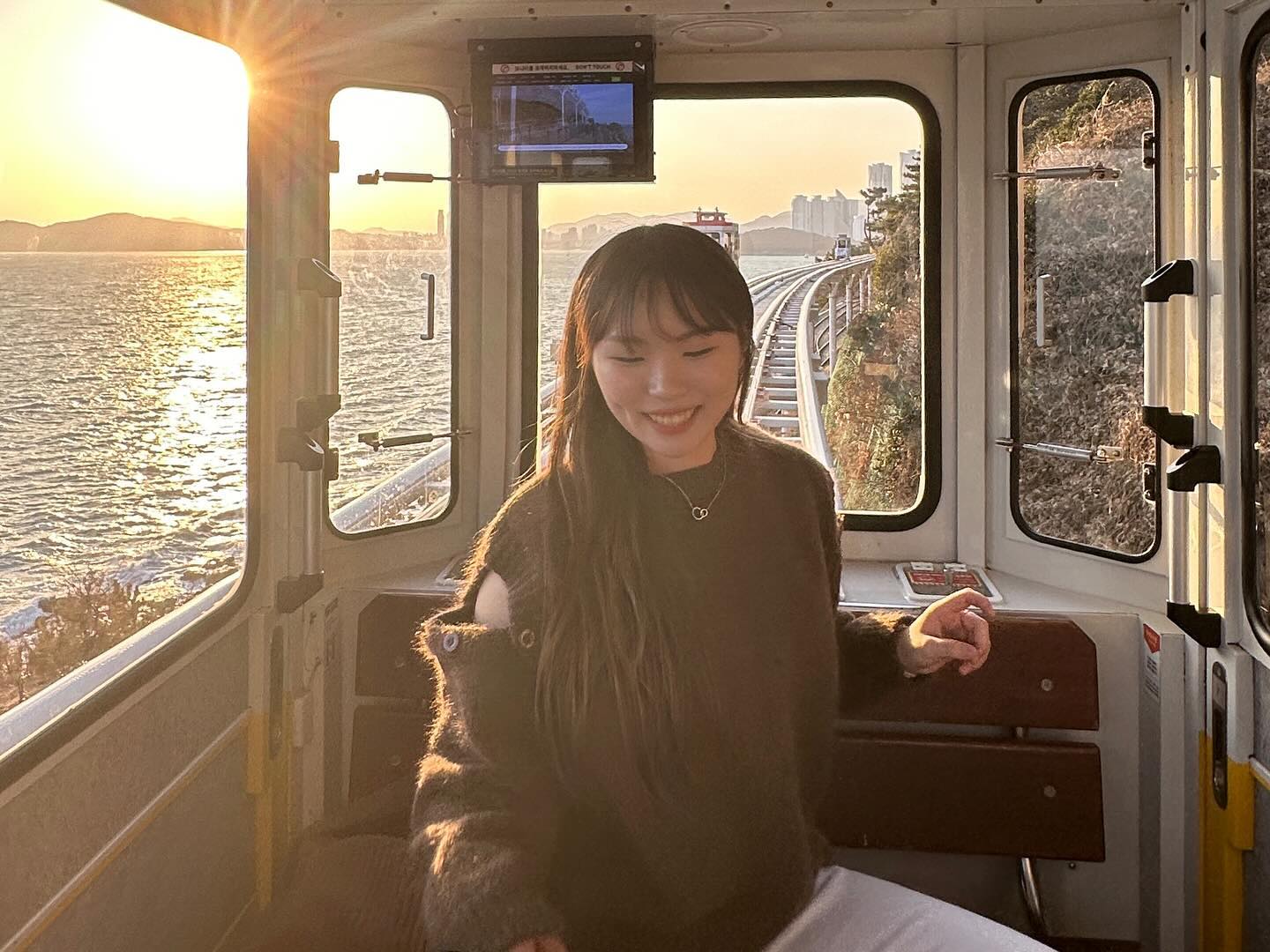 🚃🌇🚃🌇🚃