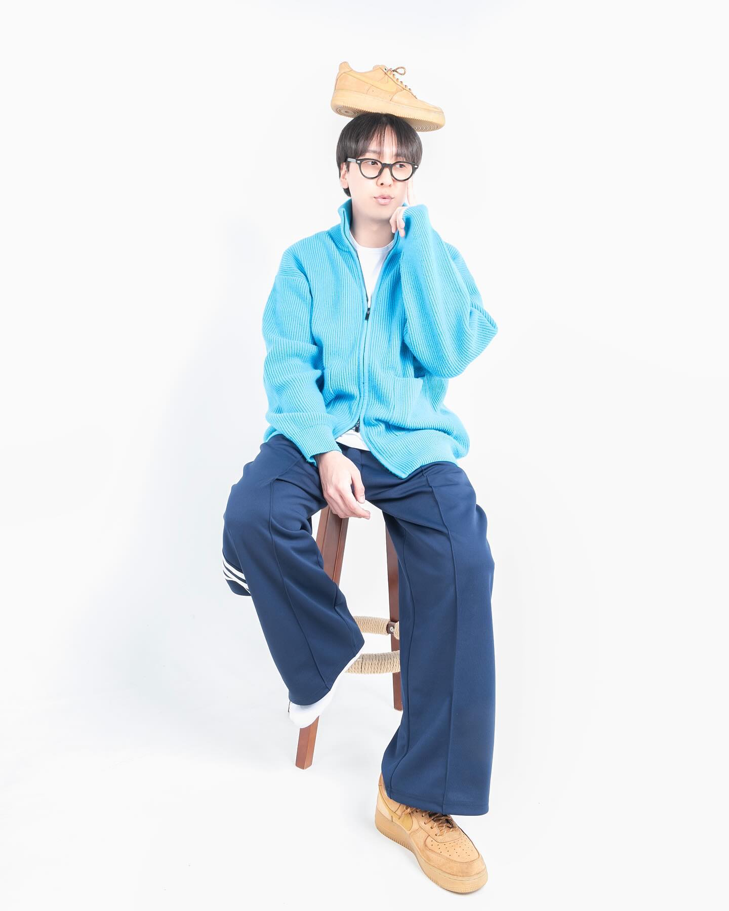 최강 승규가 찍어준 잼민 은모
포토샵도 알랴주고 좋은 꿀팁도 알려주고 승규는 체고다 ! 
그나저나 나 쿨톤인거 처음 알았다지 ㅎ