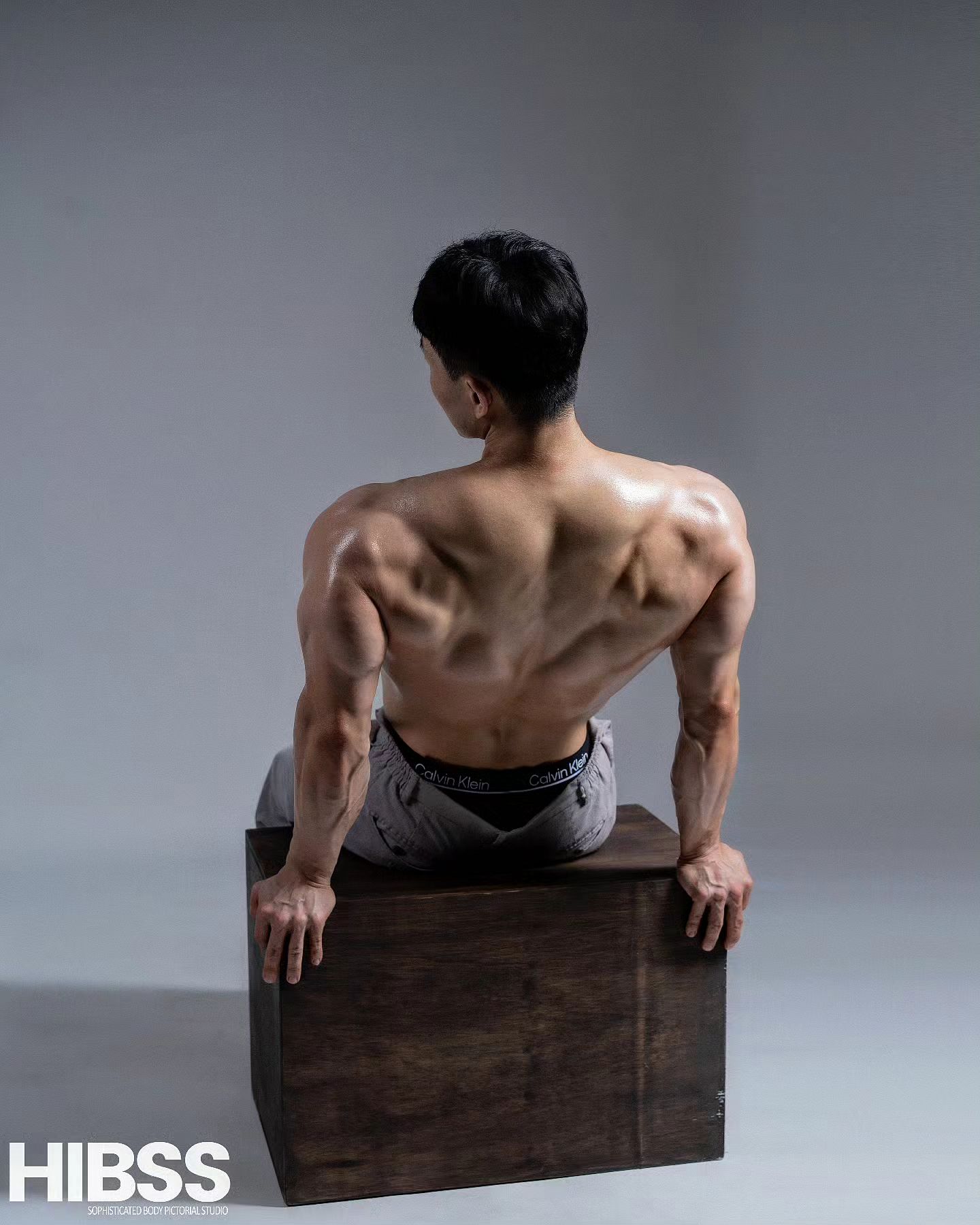 ⠀
-느리지만
-성실하게
-꾸준하게
-遅くても
-真面目に
-地道に
-
-실력있는 좋은 작가를 만나면 장점은 극대화 시켜주고 단점은 장점처럼 잡아주는👍
-実力のあるスタジオで撮影したら長所は極大化させてくれる、短所は長所のようにしてくれる👍
#hibss #hibss스튜디오
-ボディープロフィール撮影スタジオはhibssで！😎
-
#오운완 #다이어트 #다이어터 #복근 #운동소통 #운동기록 #ㅇㅇㅇ #헬스 #헬스타그램 #선팔하면맞팔가요 #ジム #ダイエット #筋トレ女子 #筋トレ男子 #美尻 #筋トレ #筋トレ好きと繋がりたい #フォローバック #フォロー返します #フィットネス #gym #fitness #fitnessmodel #workout #likesforlike #followforfollowback