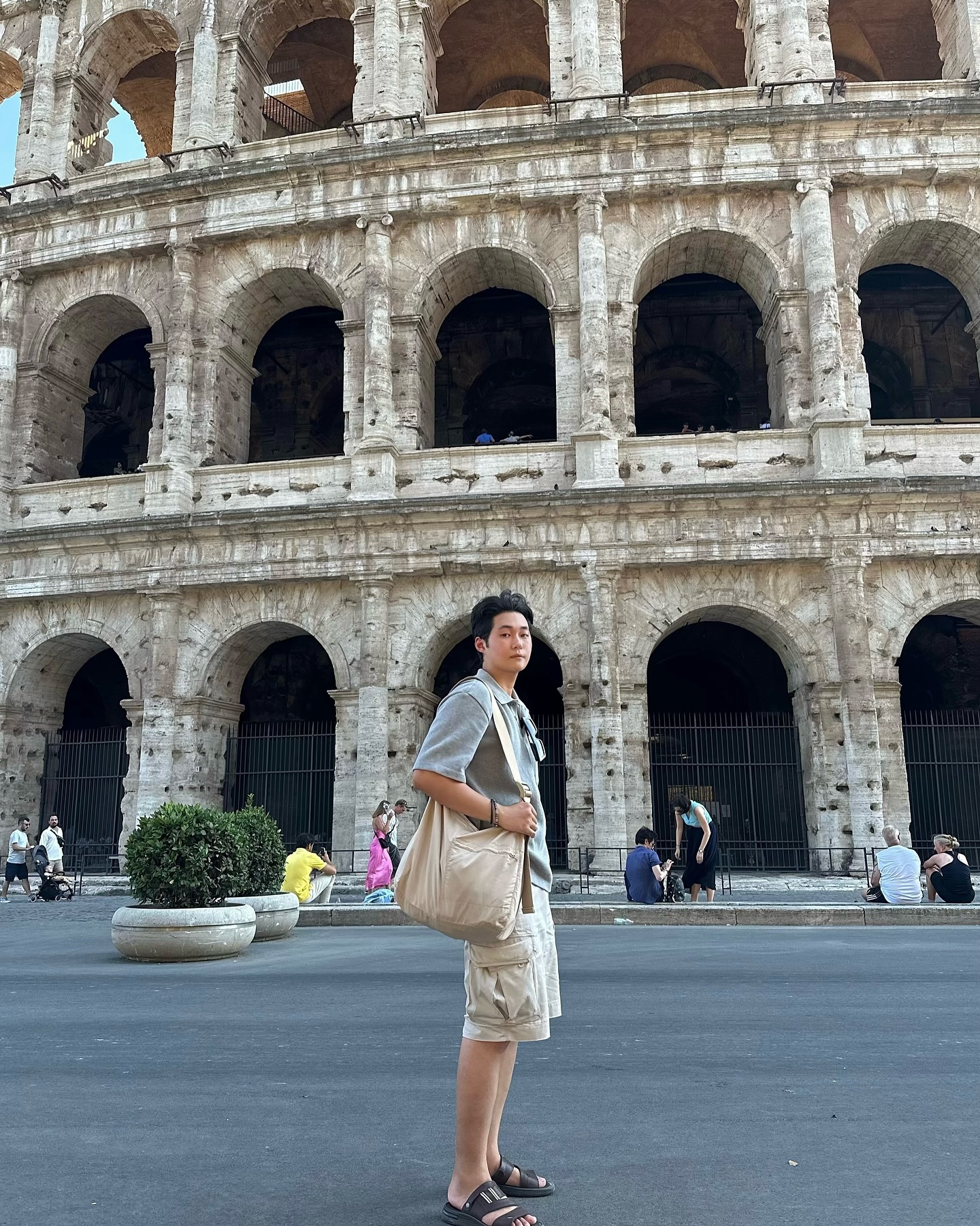 Sono nato a Roma.
È vero🤣