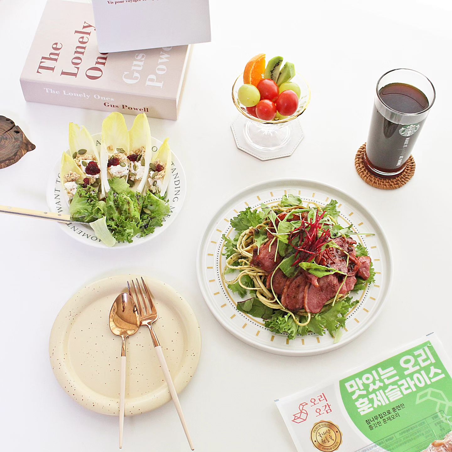 #광고
.
역시 오리고기는 맛있오~!
웰빙 단백질 건강푸드라고도 할 수있는 오리,!!
오리농가에서 직접 운영하여 믿을 수 있는 오리덕몰에서 구입했답니다^-^
.
1+1 기획전 또는 명절 이벤트 등 다양한 할인행사도 진행하여
자주 들어가서 오리고기를 저렴하게 구입하여 먹는데요~!
.
불포화 지방산이라 다이어트와 건강 2가지를 다 잡을 수 있으며,!
아무래도 오리농가에서 직접 운영한 곳이라 더 믿고 먹을수 있는것 같아요:D
식단관리도 되고 간편하면서 맛있게 챙길 수 있어 좋쥬~!
.
믿고 먹을 수있는 국내산 오리,!
오리덕몰에서 저렴한 가격에 편하게 구입해보아요♡
네이버 검색창에 <오리덕몰> 검색 고고~!
.
.
.
#오리고기 #오리훈제 #훈제오리 #오리덕몰 #오리불고기 #오리로스 #오리주물럭 #오리요리 #오리레시피 #오리자조금 #레시피추천