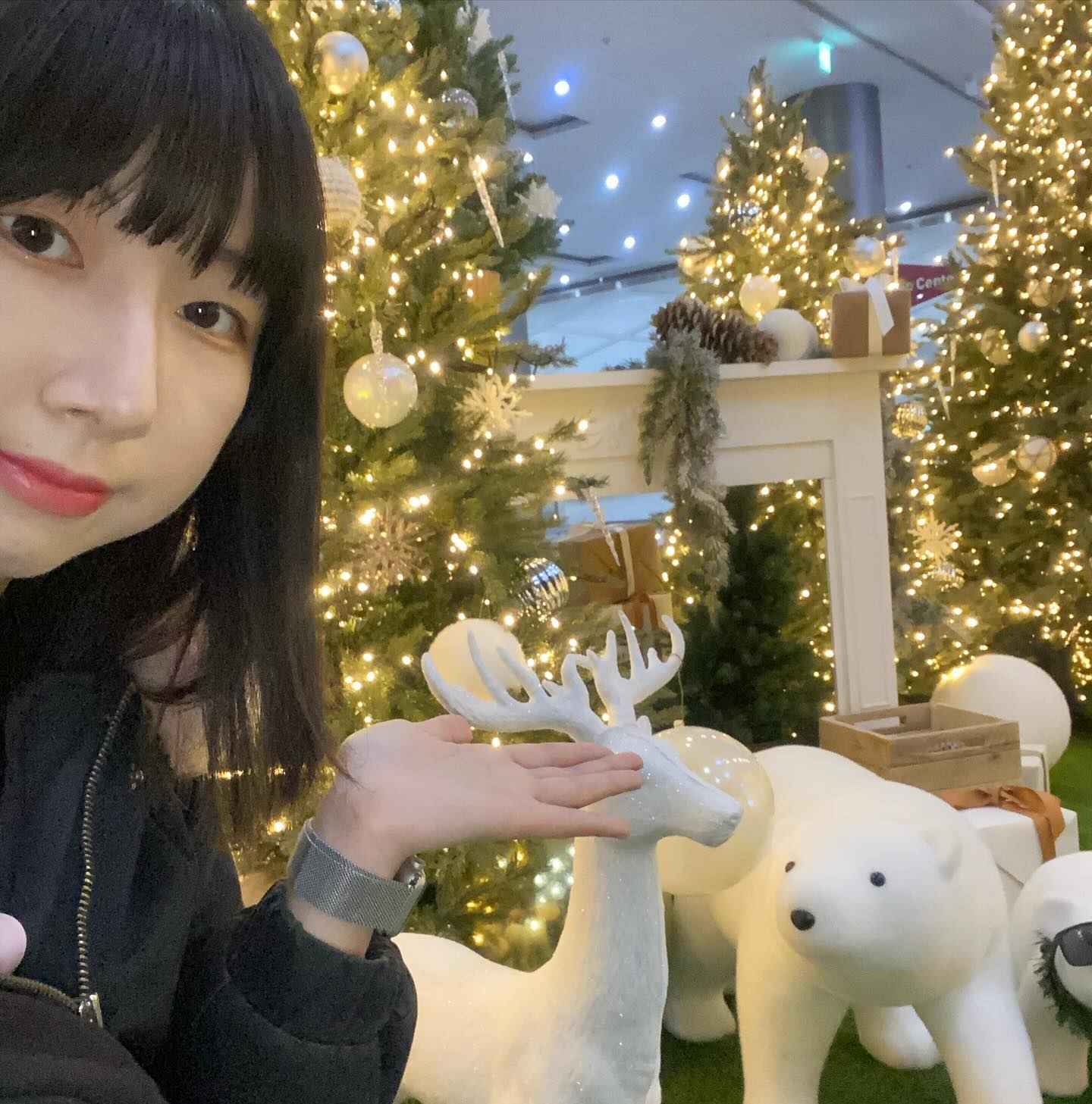 -
내가 제일 좋아하는 계절 마음껏 즐기는중❤️
내일도 대왕트리 보러간다🎄✨
#겨울 #생일 #크리스마스
