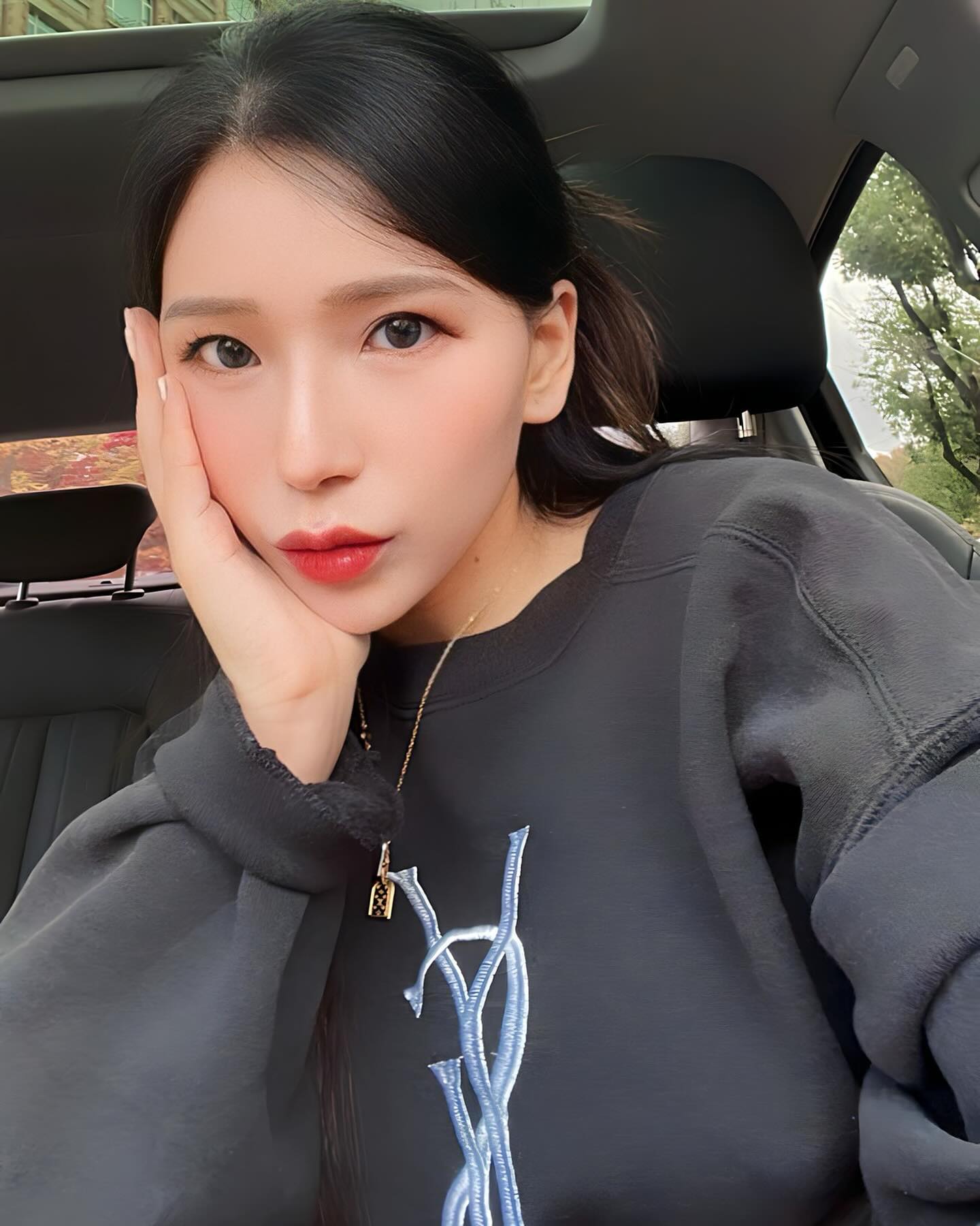 그대들은 어떻게 살 것인가 꼭 보라구요🤗
몰입해서 보고 난 후 유튜브로 여러 채널의 해석 영상을 보면
크 .. 진짜 미야자키 하야오님은 천재시다 라는 생각이 !
지브리 그리고 애니 .. 정말 좋아 ❣️