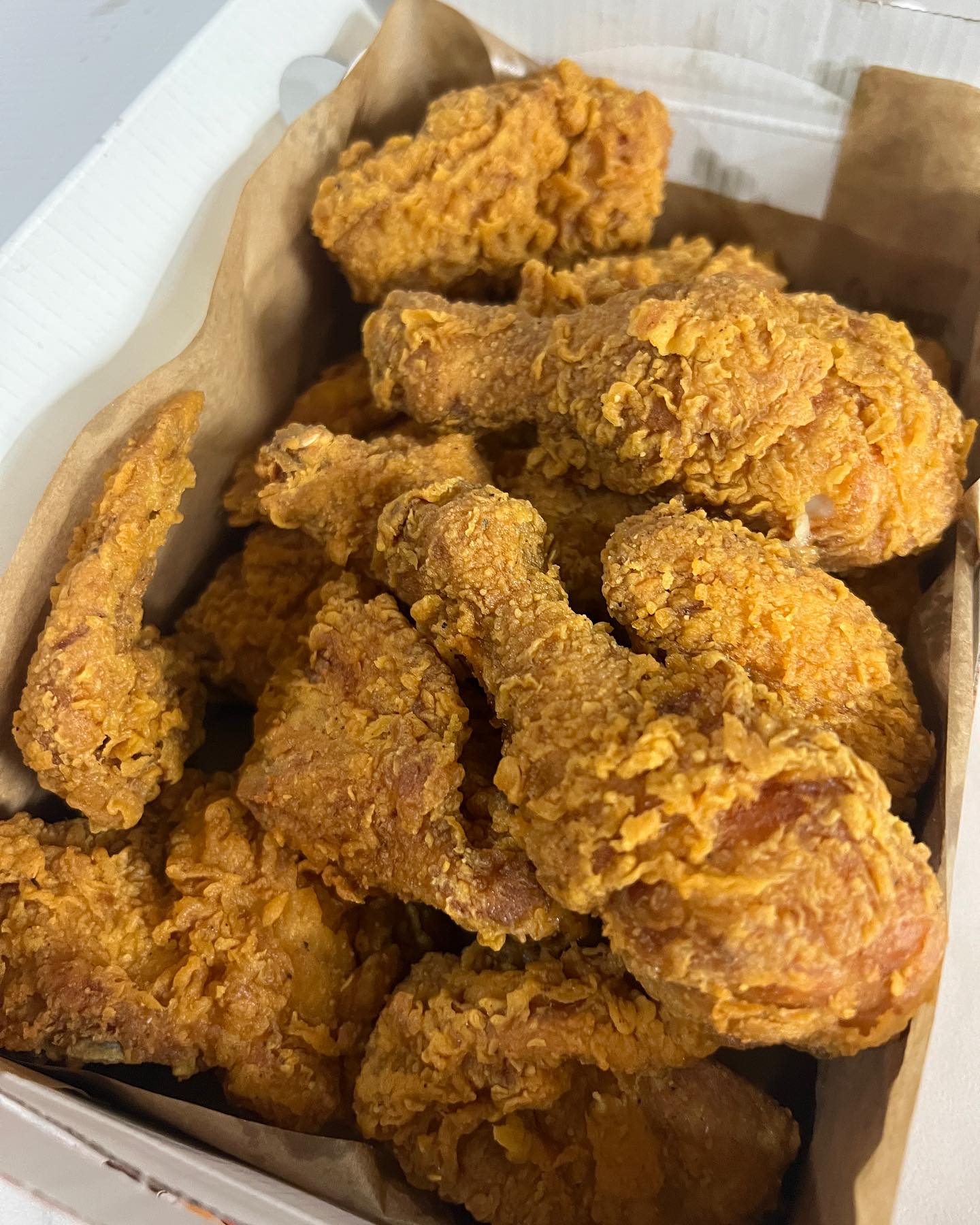 언제 먹어도 맛있는 치킨