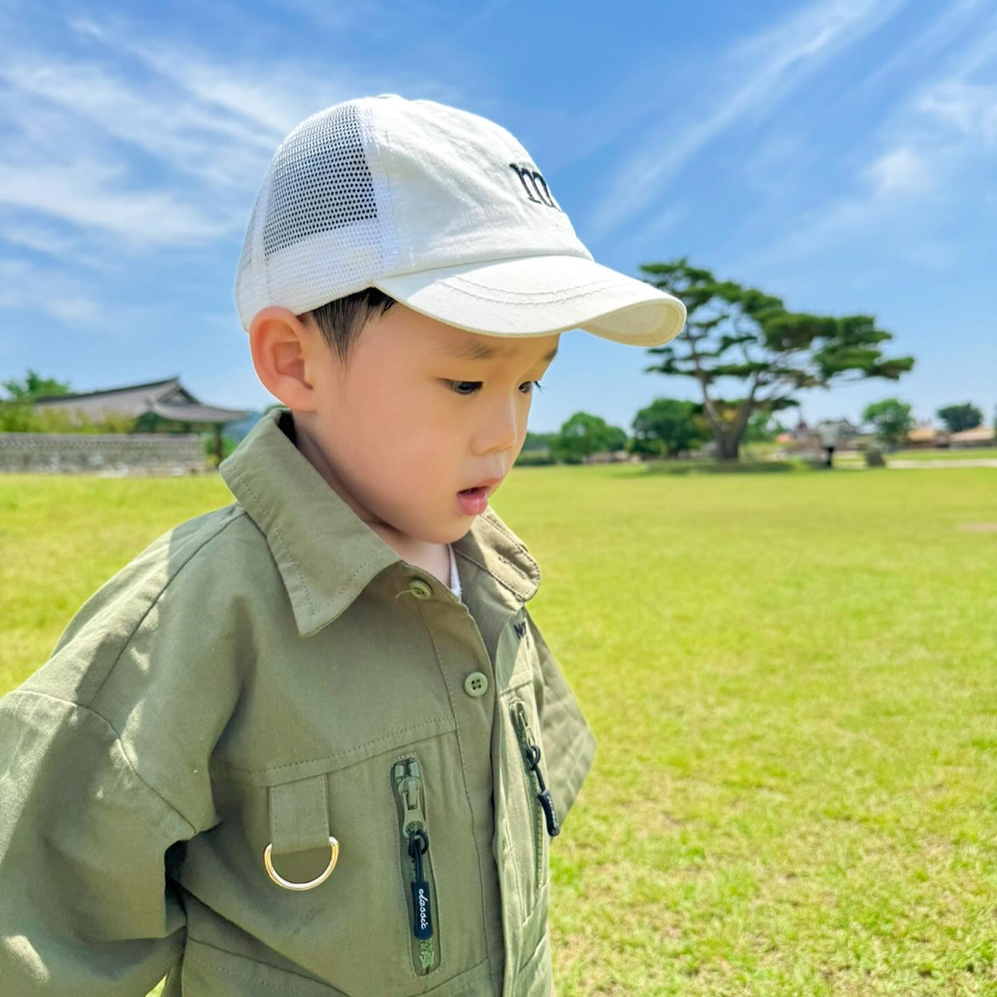 사랑하는 우리 이지남매❤️
지난 서산 캠핑 여행기록...🏕
.
이쁜이들 사랑해🥰
.
#서산여행 #해미모꼬지캠핑장 #해미읍성 #해미가볼곳 #아이와캠핑 #아이랑캠핑