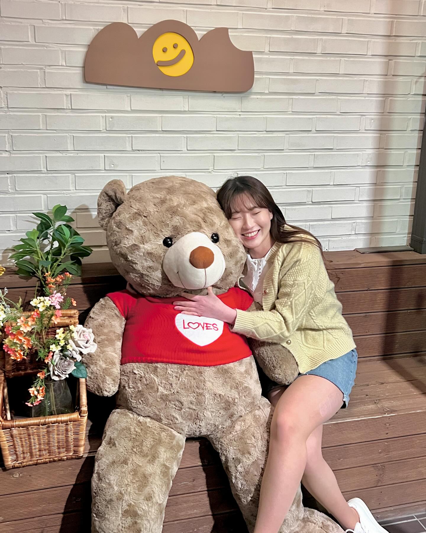 가로수길 총총 (*≧∀≦*) 꼬막육전대판 먹고 밀짚카페 갔다가 용지호수 걷고 비와서 카페로 호다닥 피신✨