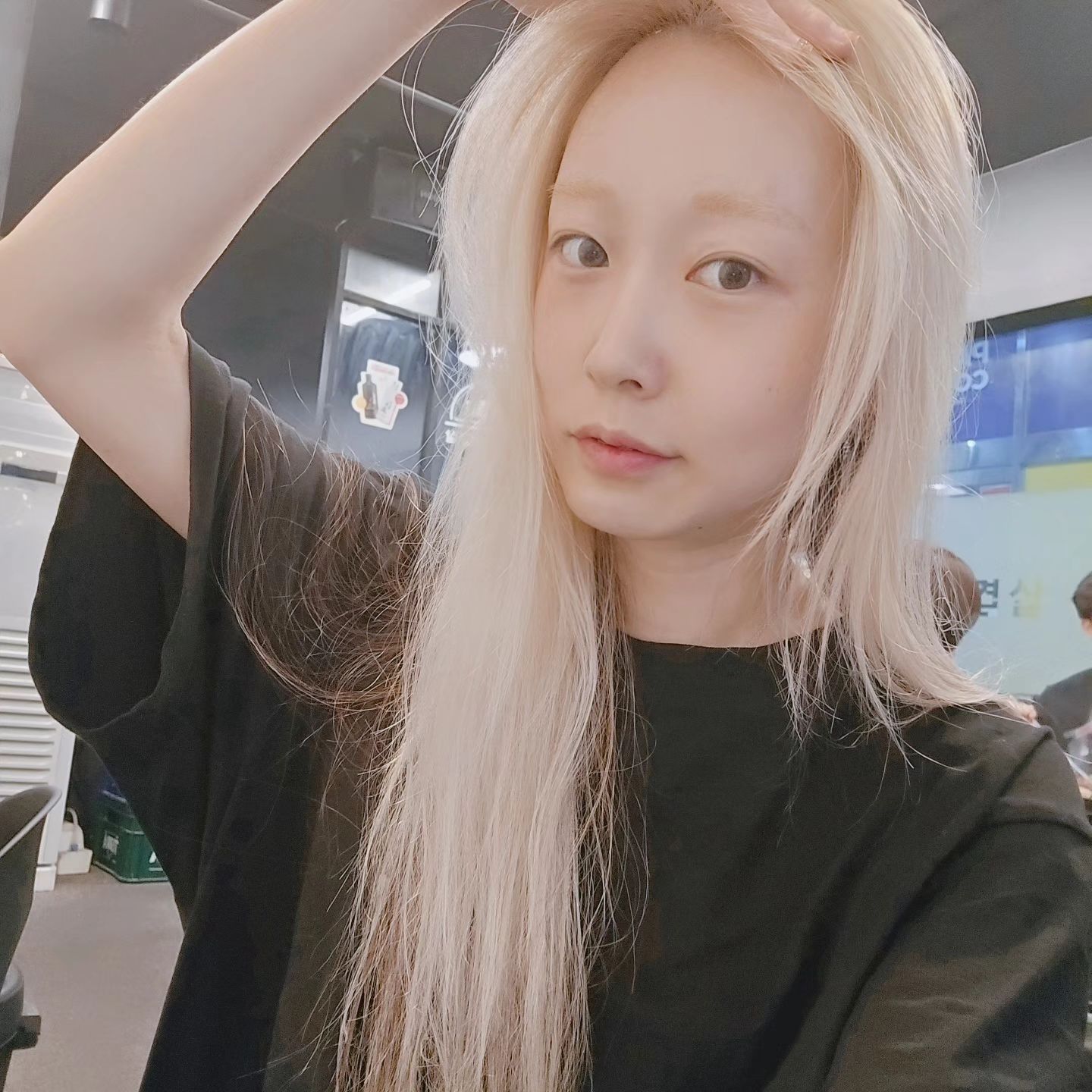 올릴사진이업따... 이유는 롬...
#롬 #니가전부야 #연애는사치