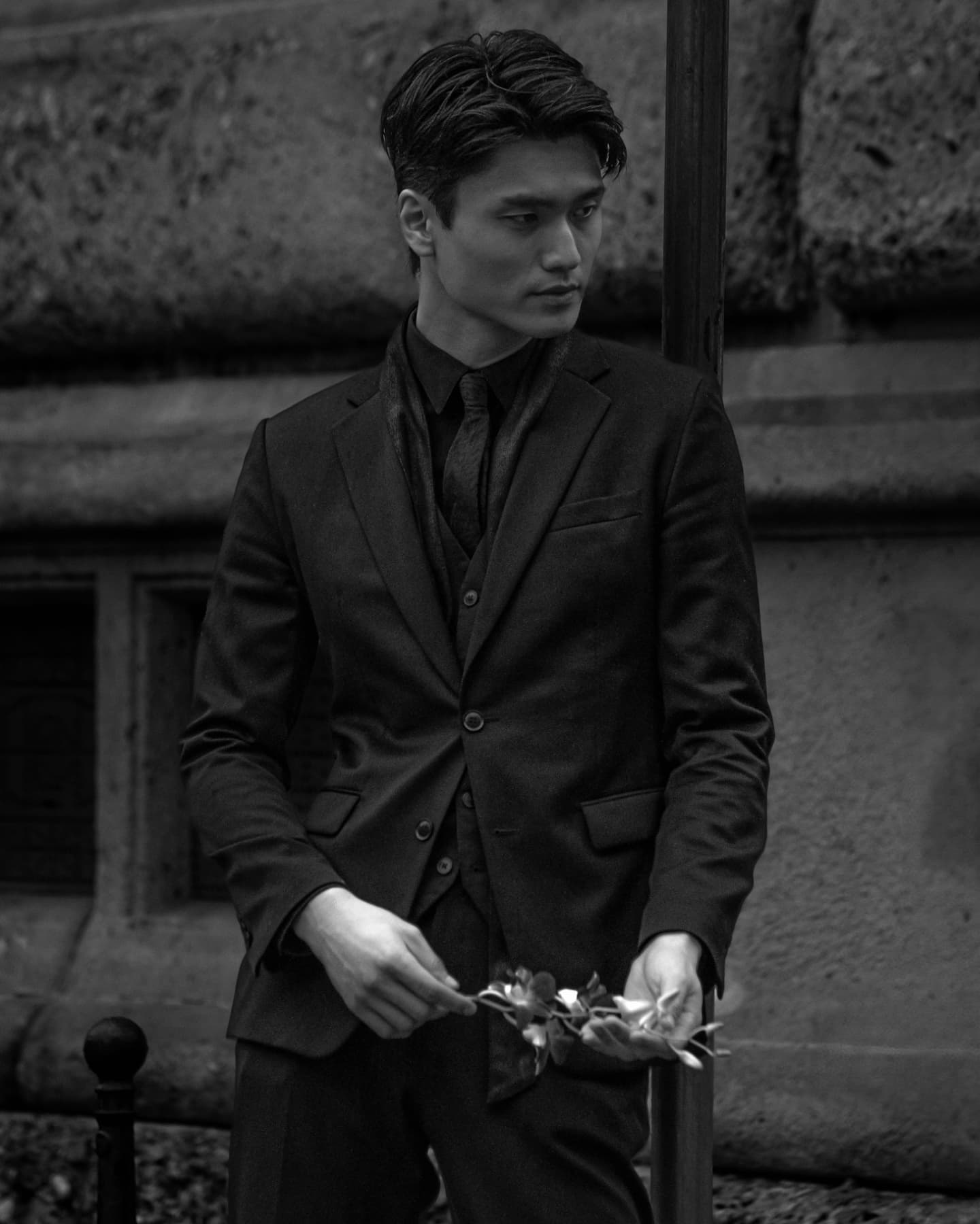 We call it "good old fashion"
.
.
.
user_jackson00426 #모델황성현#협찬문의 #오오티디 #협찬 #model #fashionmodwl #castingcall #modelcasting #suitmale #fashion #modello #coreano #Modellocoreano #milano #suitmodel