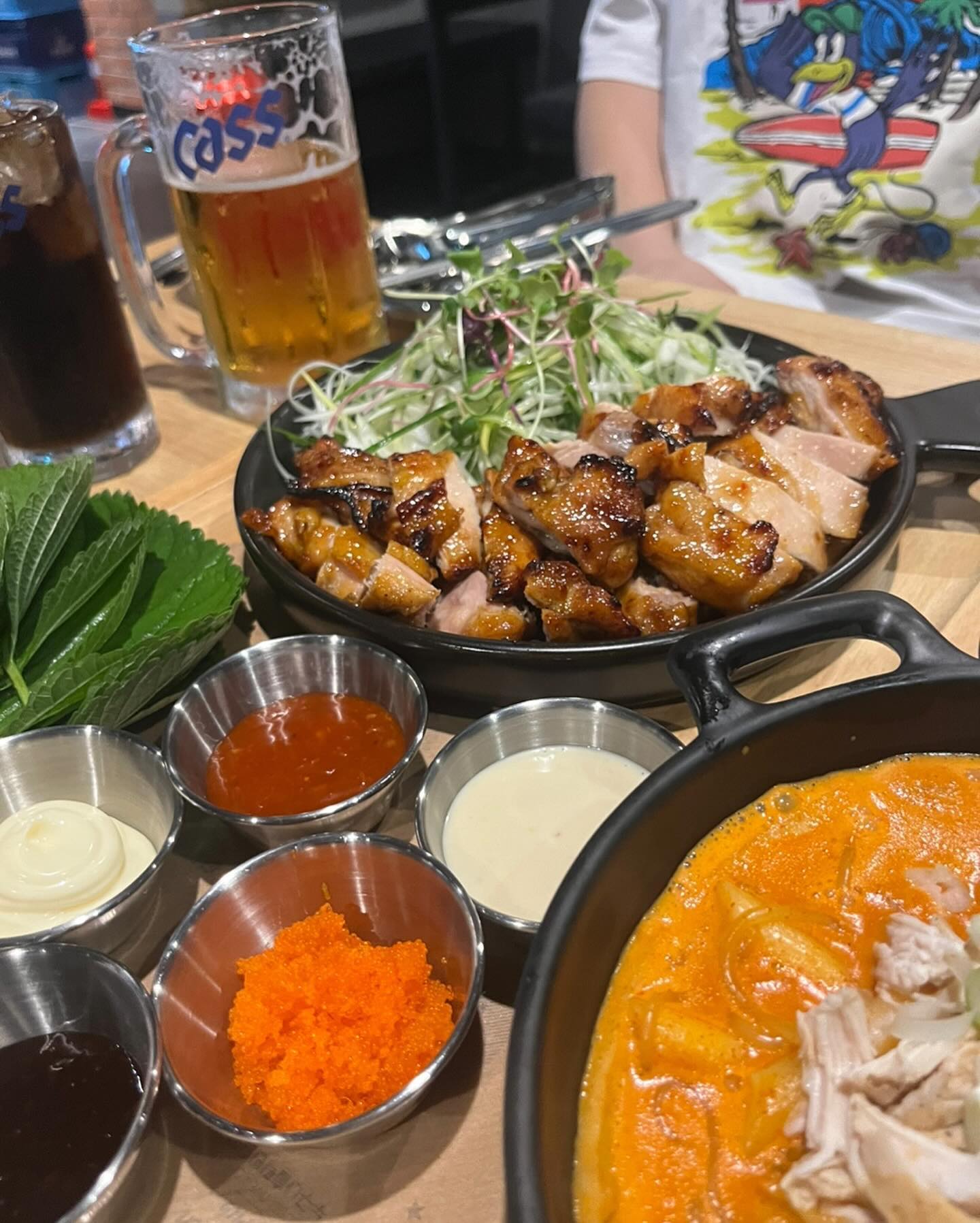 #광고 #협찬 

치킨도 너무 맛있고 맥주도 맛있는
올해 8월 새로 오픈한 
누구나홀딱반한닭 길동점 완전 강추합니다 ♥️