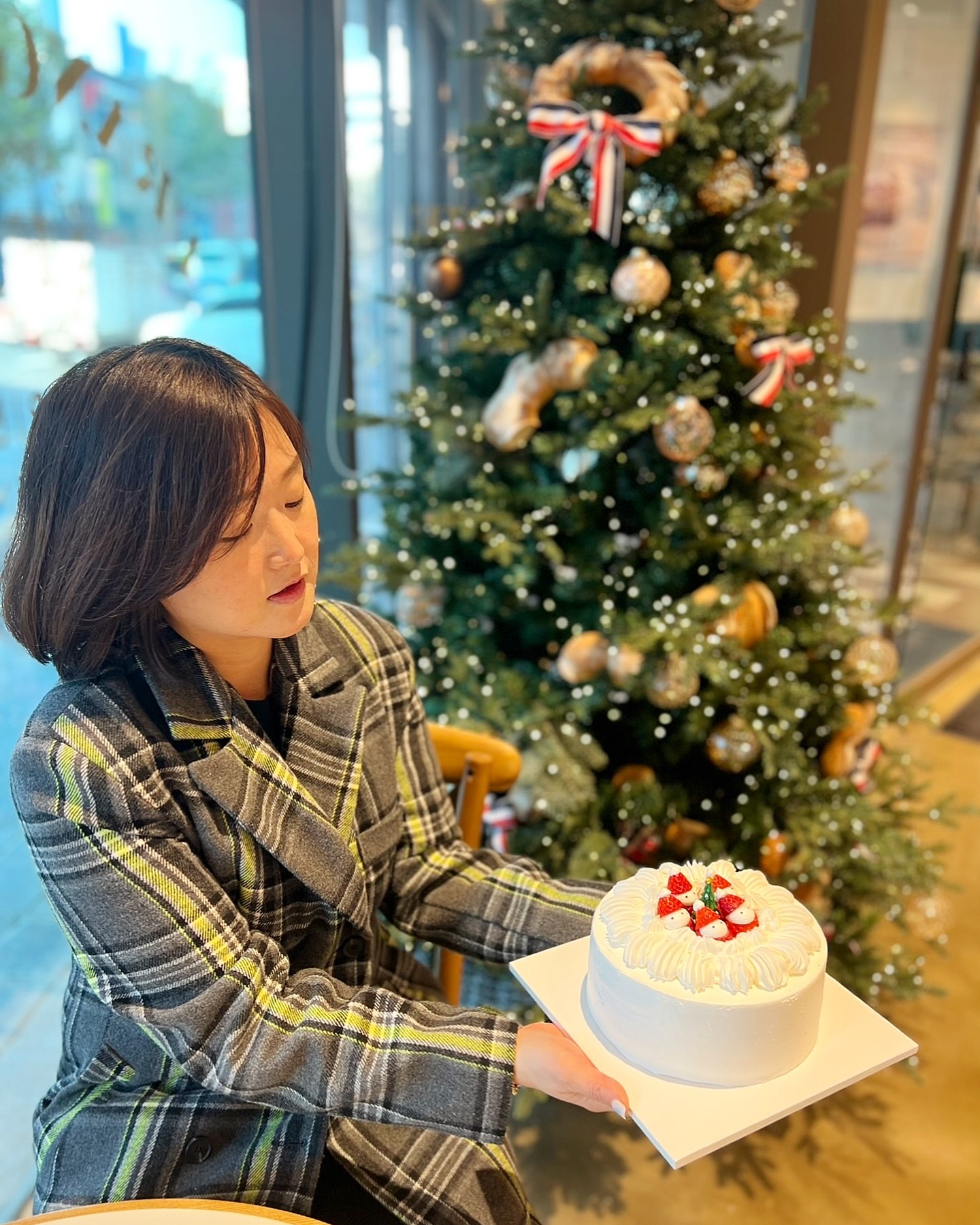 아이폰이 알려주는
1년전 사진,
시간이 너무나 빠르다⏰
-
-
-
-
-
#어느덧12월 
#11월30일 
#올해도한달남았네 
#벌써크리스마스분위기 
#크리스마스케이크예약 
#시간이너무빨라 
#2023년11월30일