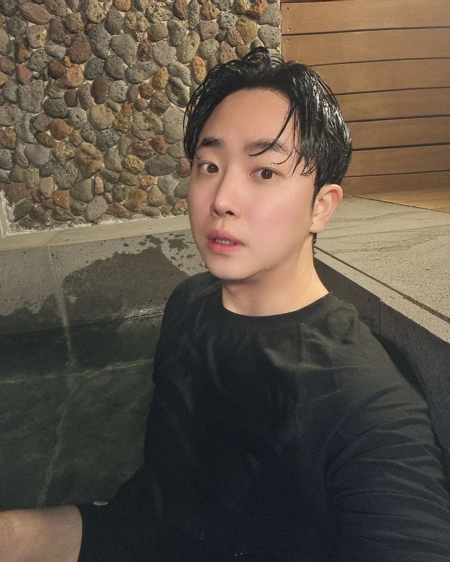 겨울에 가서 또 자쿠지 하고싶다 🫠
.
.
.
#제주도 #펜션 #자쿠지