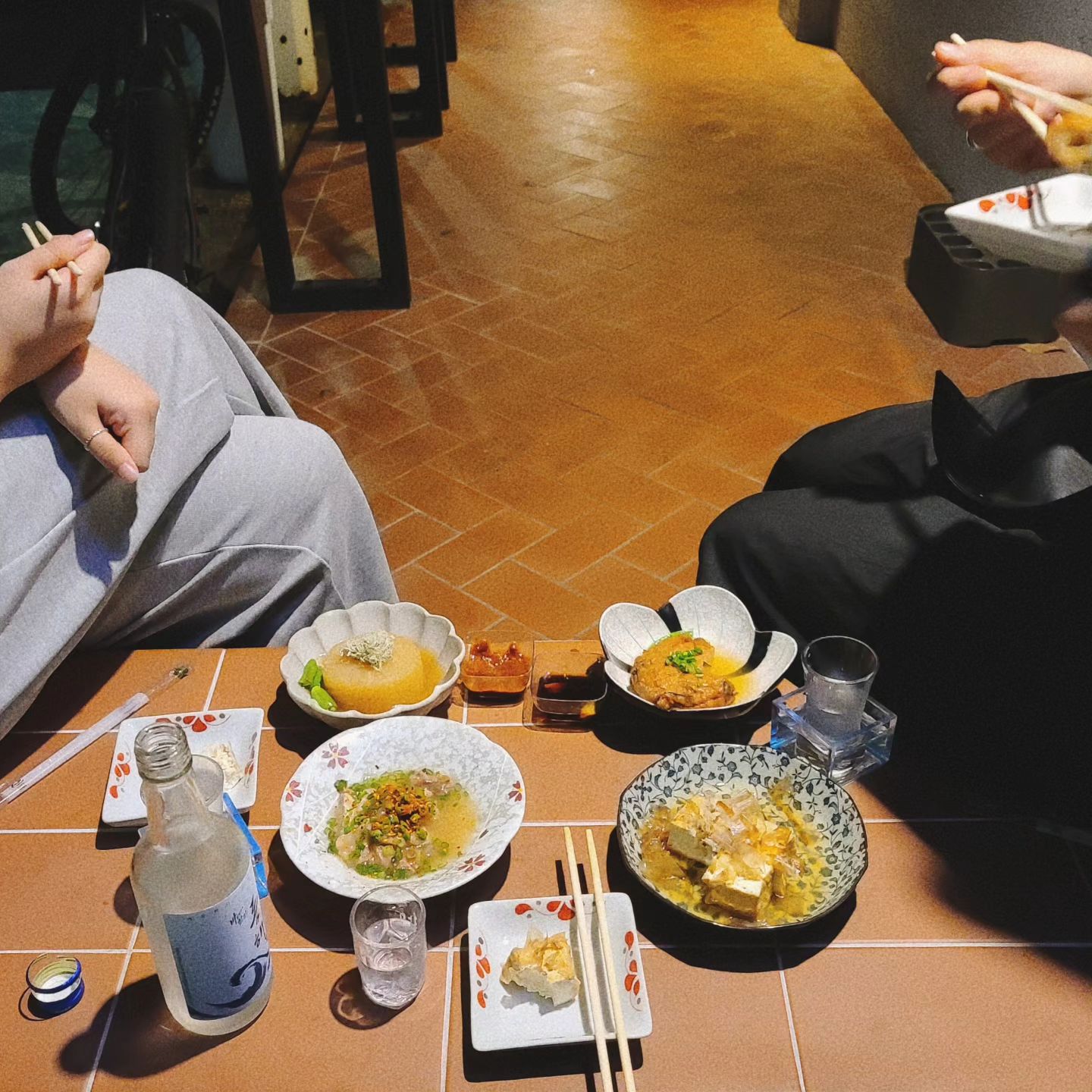 행복한 술꾼들

#우사기 #오뎅맛집 #오뎅바 #사케맛집