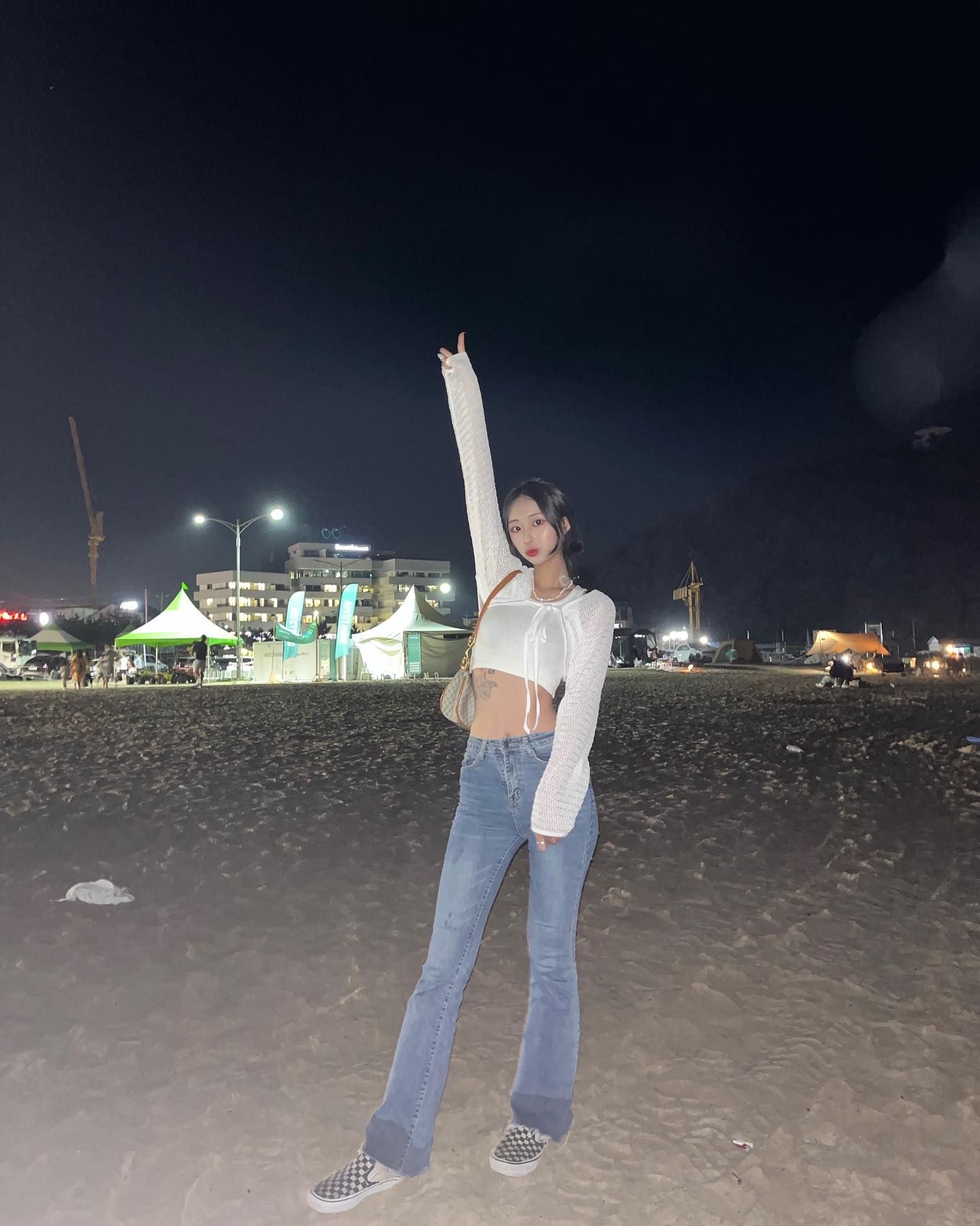 ✌🏻(바다 들어갔다가 바지가 투톤이 됐다...ㅎ)