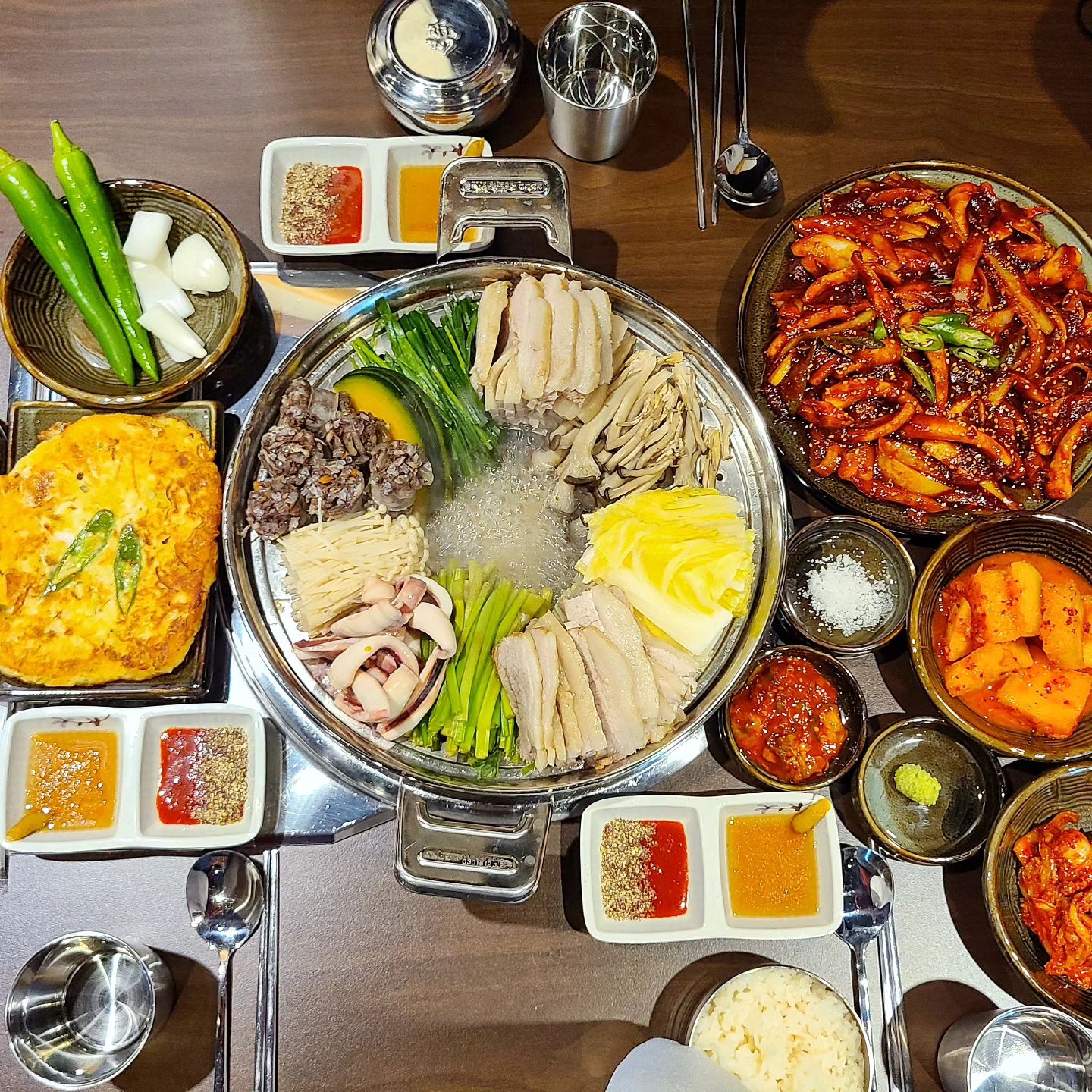 #남천1번국밥
#남천국밥 #삼성역맛집 #삼성역순대국 #삼성역국밥 #선릉맛집 #선릉역맛집 #코엑스맛집