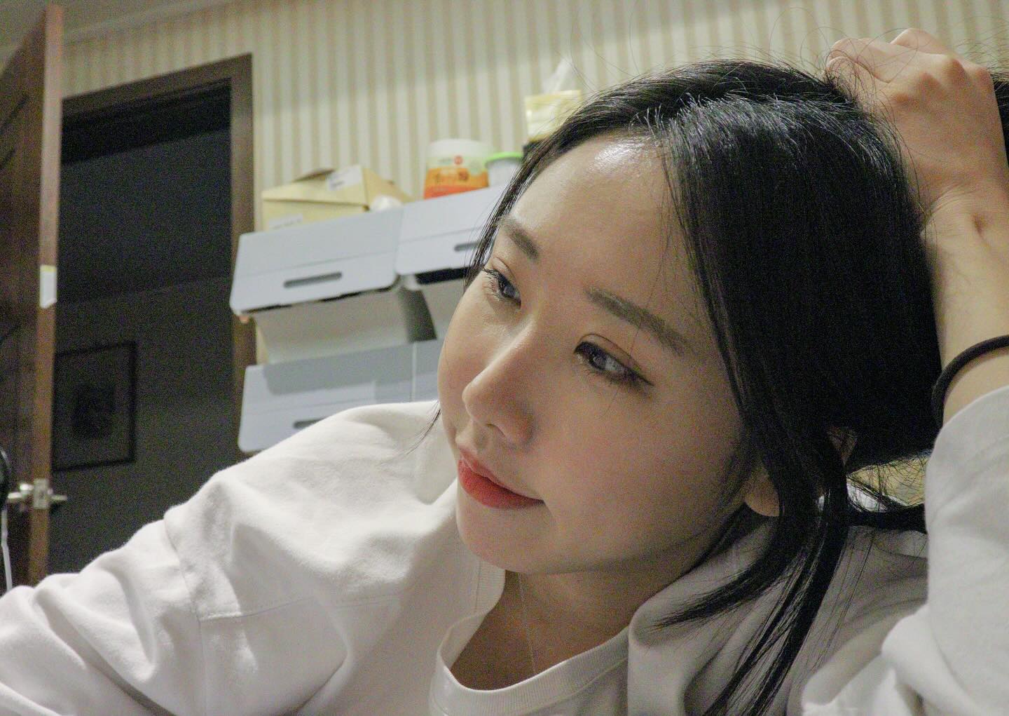 카메라에서 찾은 슴둘의 예진씨📷