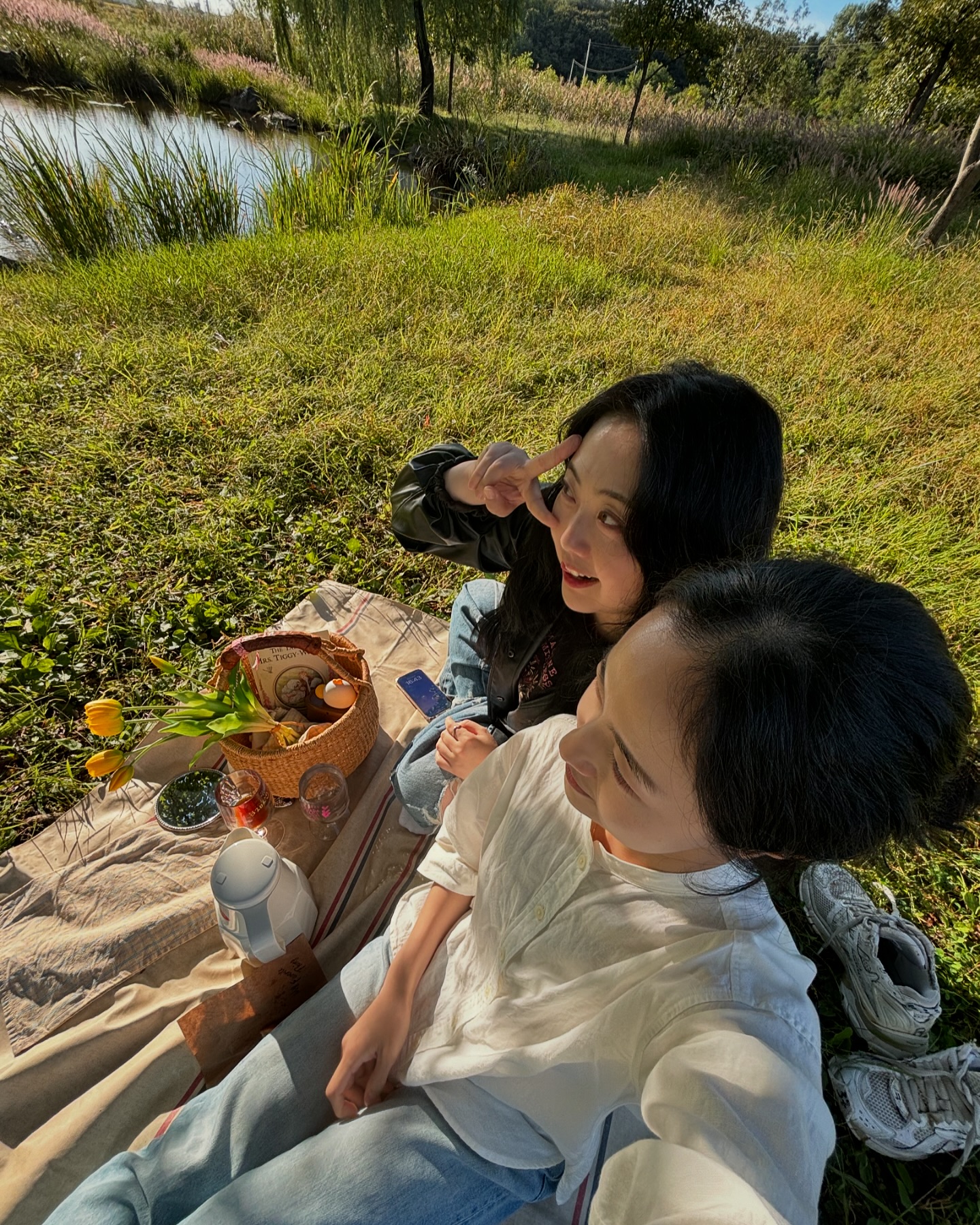 유럽감성 아니죠 
우리나라 가을 감성이져🍂
가을아 어서와 기다렸어!
조금만 오래 머물다 가 주겠니?
⠀
⠀
#피크닉 #가을감성 #아름다운우리나라