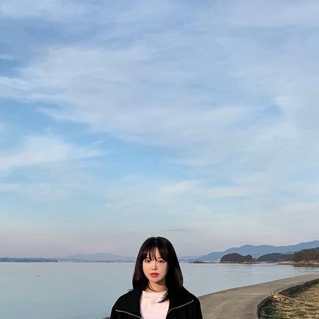 슈 니 on Instagram
