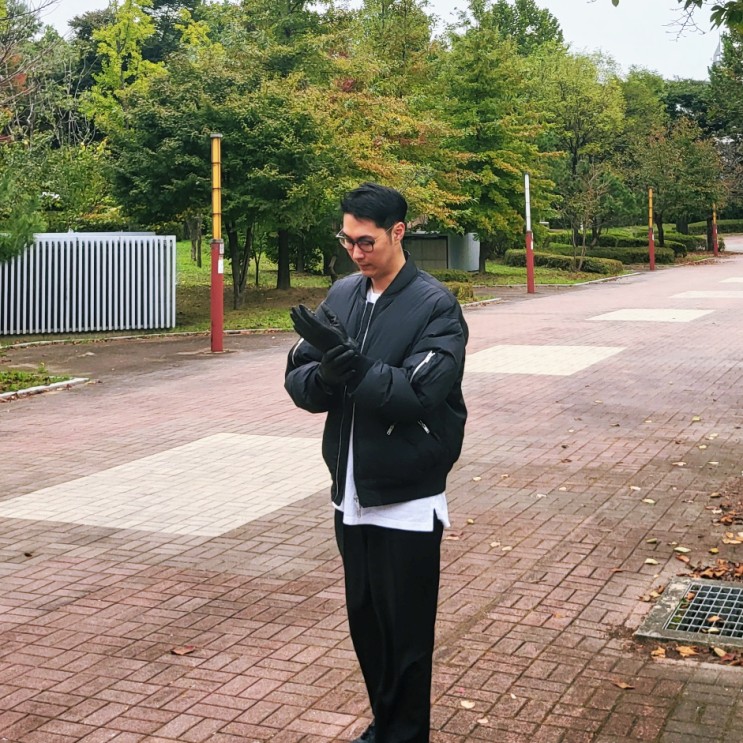 크로커다일 남자 가죽장갑 스마트폰터치장갑으로 따뜻하게