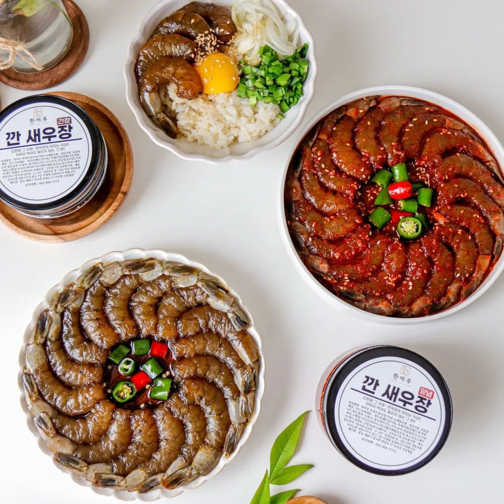 🦐[한끼루] 밥도둑! 두툼한 깐새우장 간장/양념 (HOT 신상 / MD강추제품!)🦐

JMT 밥도둑! 프리미엄 두툼한 간장/양념 깐새우장!

✅ 짜지않은 깐새우장 간장새우장 대하장!
✅ 매콤한 깐새우장 양념새우장!
✅ 간장/양념 새우장 1통에 왕새우 10마리!
✅ 프리미엄급 왕새우만 선별해서 새우살의 탱탱함이 특징!
✅ 저렴하고 작은크기에 새우와는 비교 불가!
✅ 주문 즉시 당일 수작업 제조!
✅ 첨가물 NO (방부제, 착향제 , 인공첨가물등)

🍛오픈 행사가
깐새우장 350gX2통(간장+양념) : 18,300(배송비 3,500)
깐새우장 350gX2통(간장x2개) : 18,300(배송비 3,500)
깐새우장 350gX2통(양념x2개) : 18,300(배송비 3,500)
깐새우장 350gX4통 (간장2개+양념2개) : 35,700(배송비 3,500)
깐새우장 350gX4통(간장4개) : 35,700 (배송비 3,500)
깐새우장 350gX4통(양념4개) : 35,700 (배송비 3,500)

📅 공구기간 : 3/11 ~ 3/13(오전10시)
🦀 구매처 : 프로필 링크에 있어요🫰🏻
