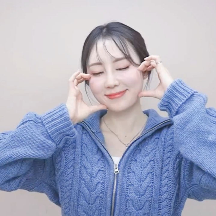 국내최초 투명 필름이 있는 셀프 스튜디오
더필름🎞️✨

스냅촬영하구 헤메 남기기🩵🤗 헷