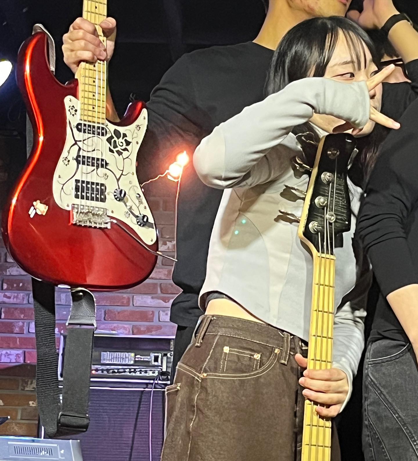 진동 올해도 고생했어 ❤️🎸
upre_jindong
이제 진짜 안뇽 🥲