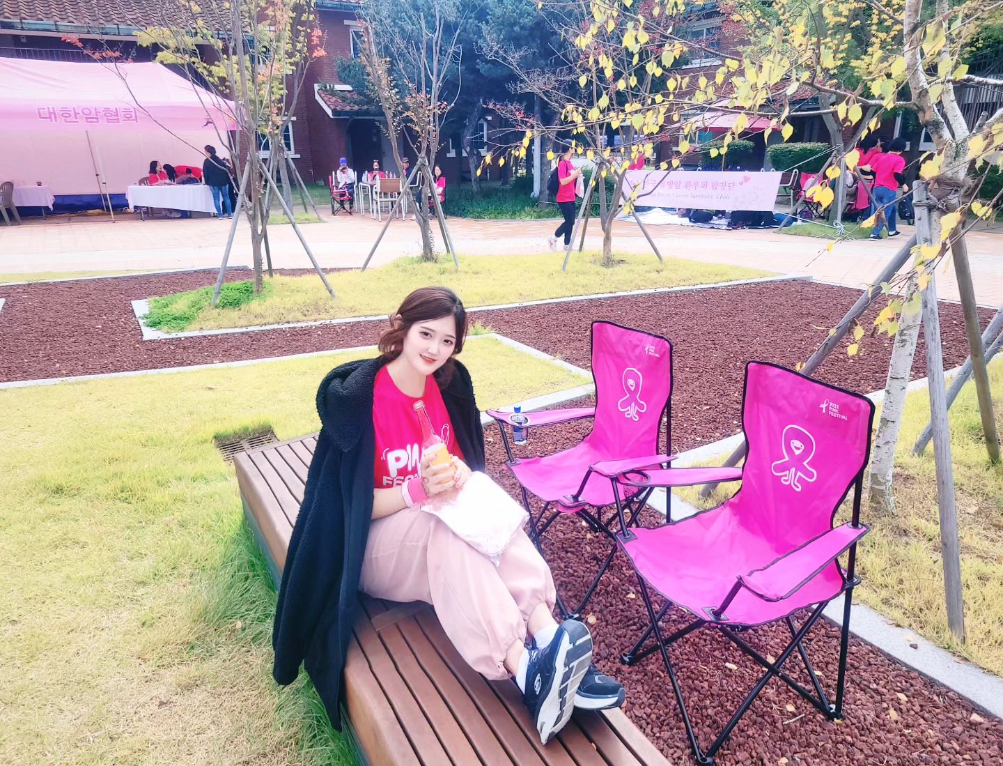 날씨가 한몫했당🥰
굿모닝 마라톤하고 쉬고 춤추고 하고픈거 다했지룽ㅎ
선물도 한가득 받구ㅎㅎ!!#김건희 축사하러오셔서 실물영접ㅎ
오늘 나 보조하고 다닌 도령님 수고넘쳤쥬..!!
같이 즐겨주고ㅎㅎ태어나서 처음일텐데 아주 나이스👍🏻
다녀와서 한식 거하게먹구ㅎ쉬다가 안전귀가
이번주도 파이팅넘쳤다ㅜ담주도 화이띵💋
#핑크페스티벌 #핑크마라톤 pinkribbon_korea
#pinkfestival #pinkfestival2023 #한국유방건강재단
.
.
.
.
#daily #ootd #selfiegram  #서울 #홍대 #강남 #selfie #셀스타그램 #맞팔 #좋아요 #좋아요반사 #이미지모델 #협찬 #뷰티모델#친구스타그램 #안양 #범계 #좋아요#vlog