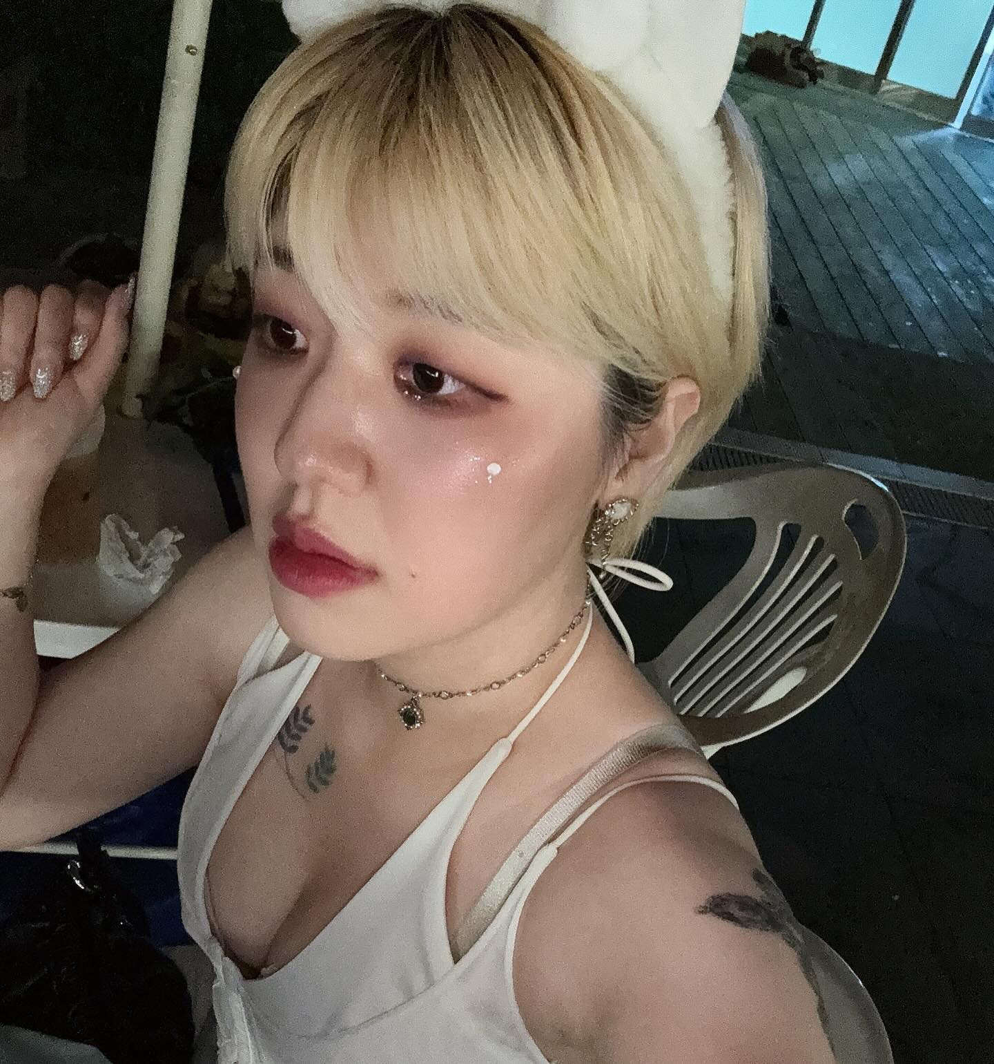 꽁꽁얼어버린한강위로고양이가걸어다닙느다 #theairhouse