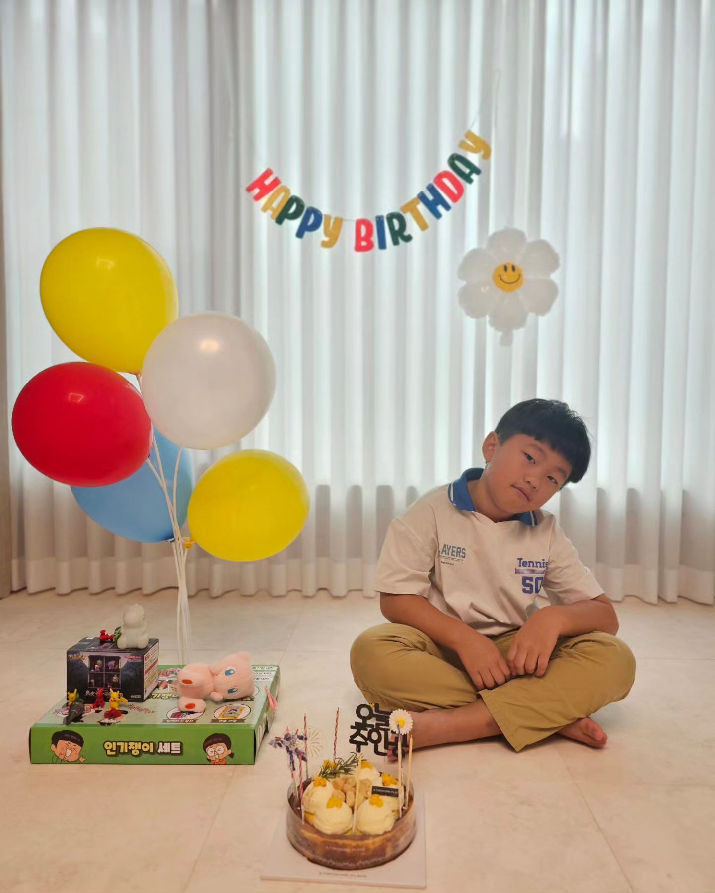 내사랑 8번째 생일🩵

23.09.28

생일을 거의 한달 전부터 디데이로
세어서 원하는걸 얻은 날
하루에 두번 생파 ㅋㅋㅋㅋㅋㅋ

추석 연휴 시작일이 생일이라
온가족과 즐긴 행복했던 예준이 생일🙃

엄마도 맛있는거 많이 먹고 행복하게
보내서 좋았다 우리아들 사랑해💚💚

#행복한생일 
#추석연휴